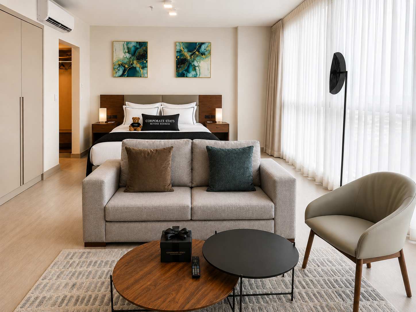 Park Views Condo with Pool & Pet-Friendly