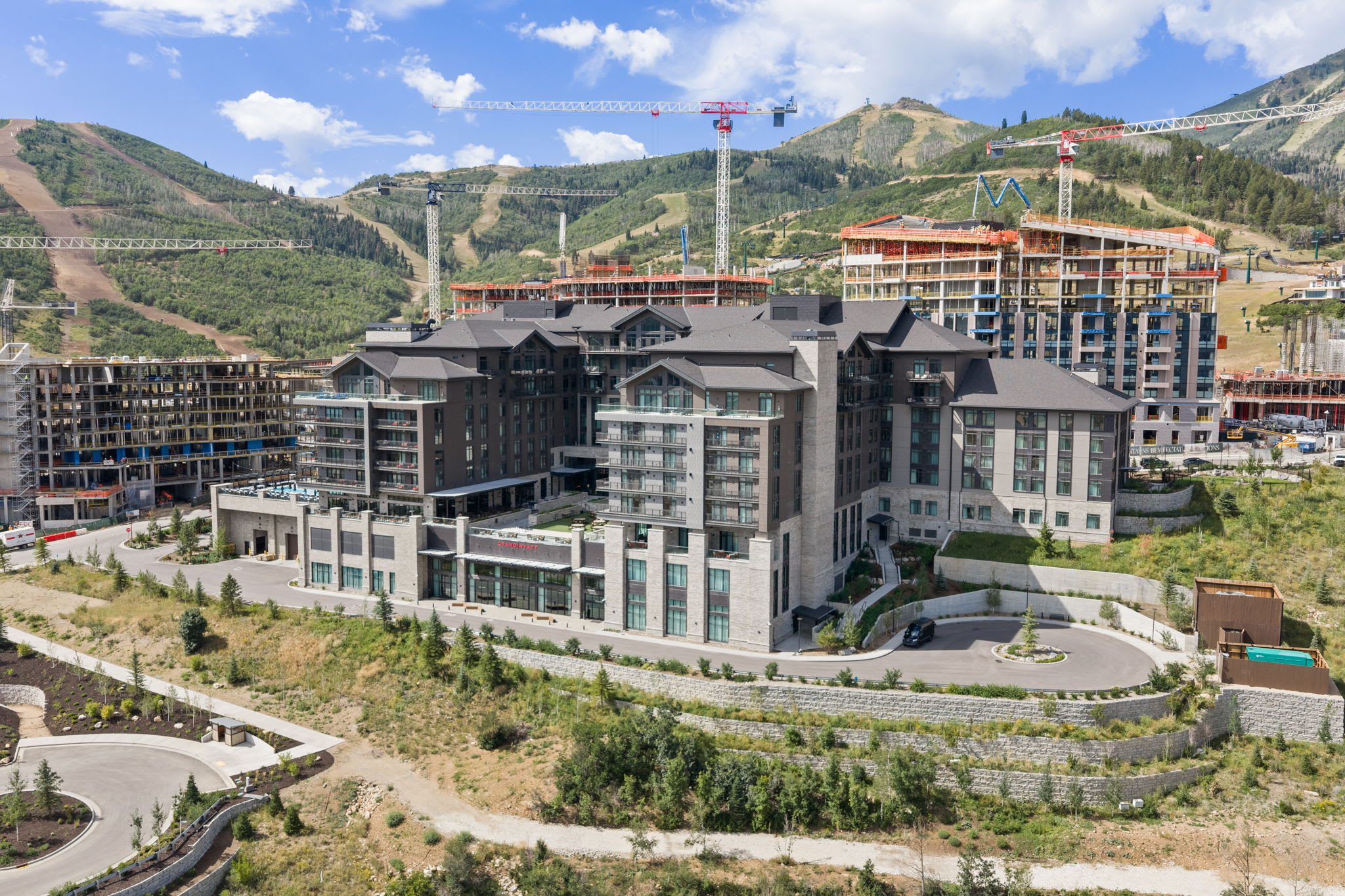 Grand Hyatt Deer Valley | Aurora Summit in Deer Valley, Utah by Luxus Vacation Properties