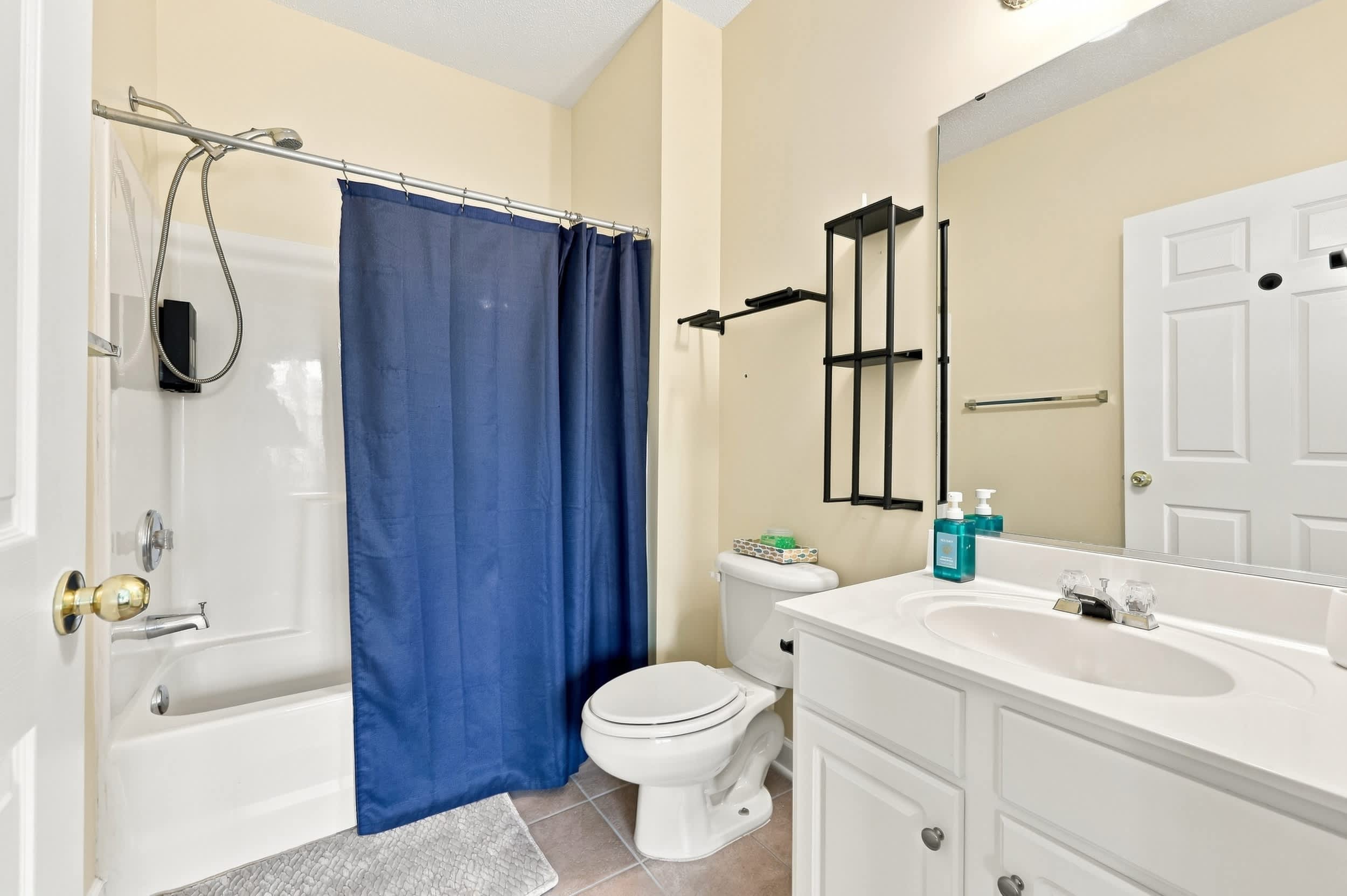 Sea Glass Escape Rare 3 BR at Barefoot Resort