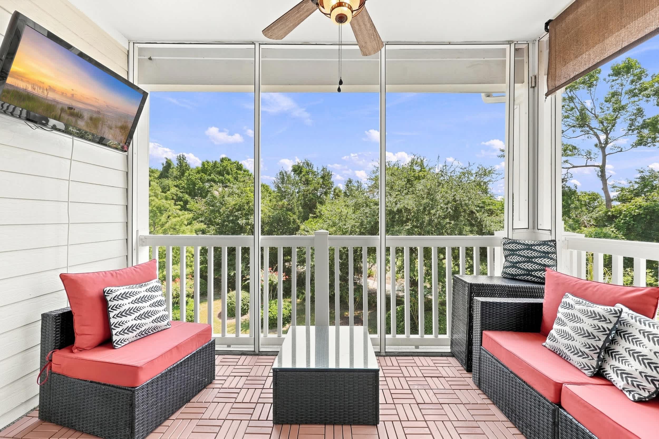 Sea Glass Escape Rare 3 BR at Barefoot Resort