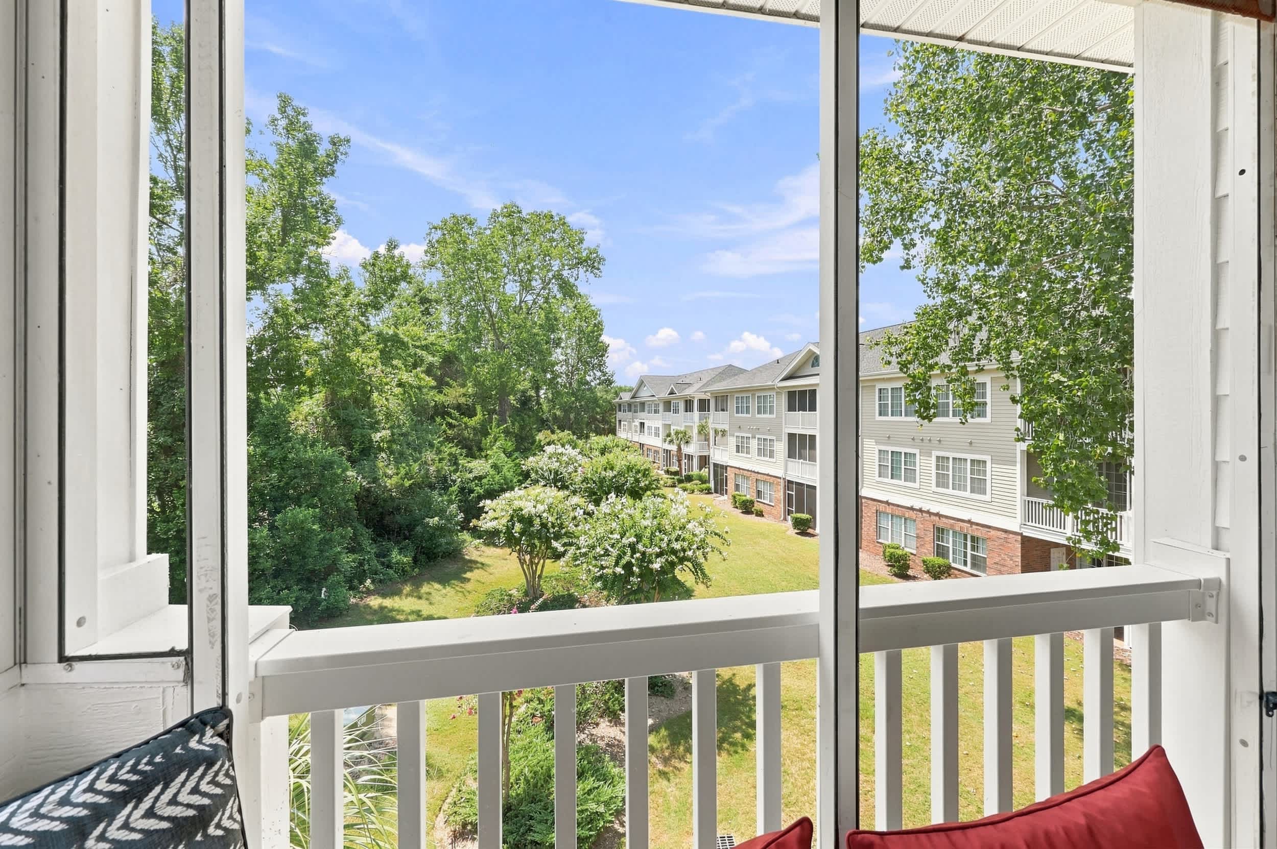 Sea Glass Escape Rare 3 BR at Barefoot Resort
