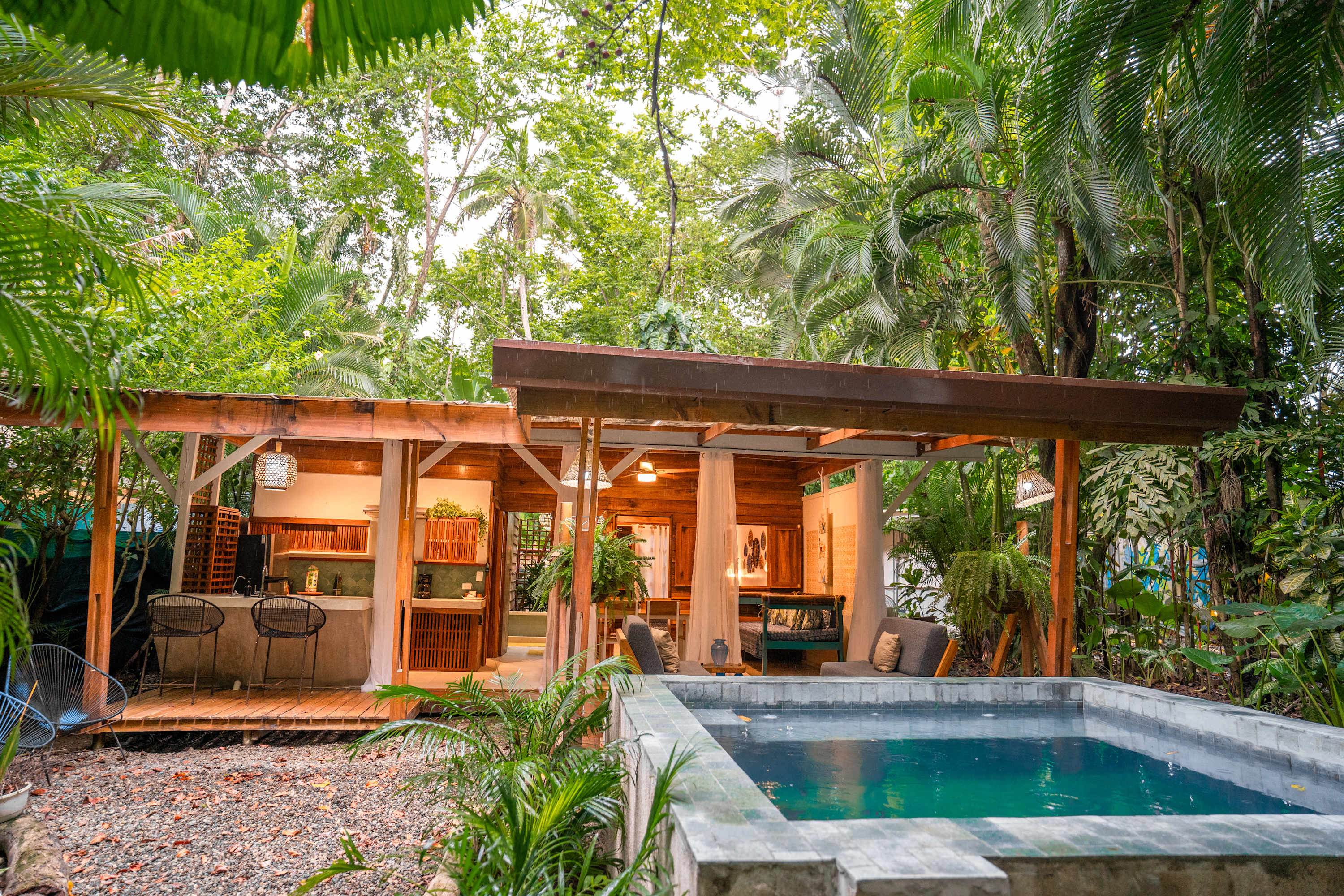Up House | Caribbean Retreat w/ Pool · 4 guests