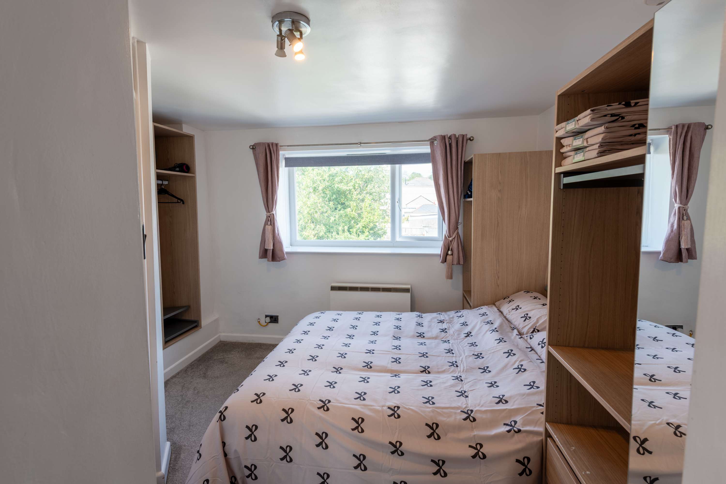 Comfortable Flat In Devonport, WiFi & Full Kitchen