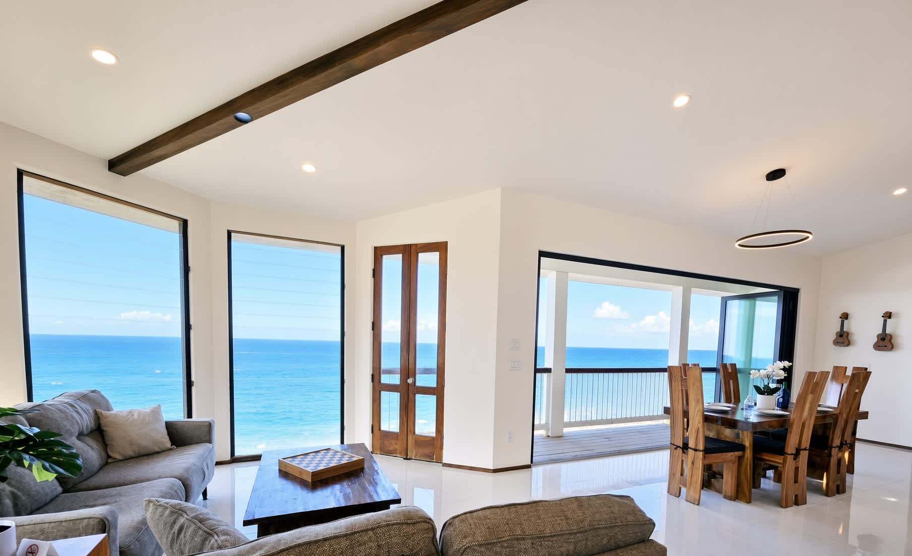 Breathtaking Oceanfront Home on Lava Rock Beach. - Picture 47