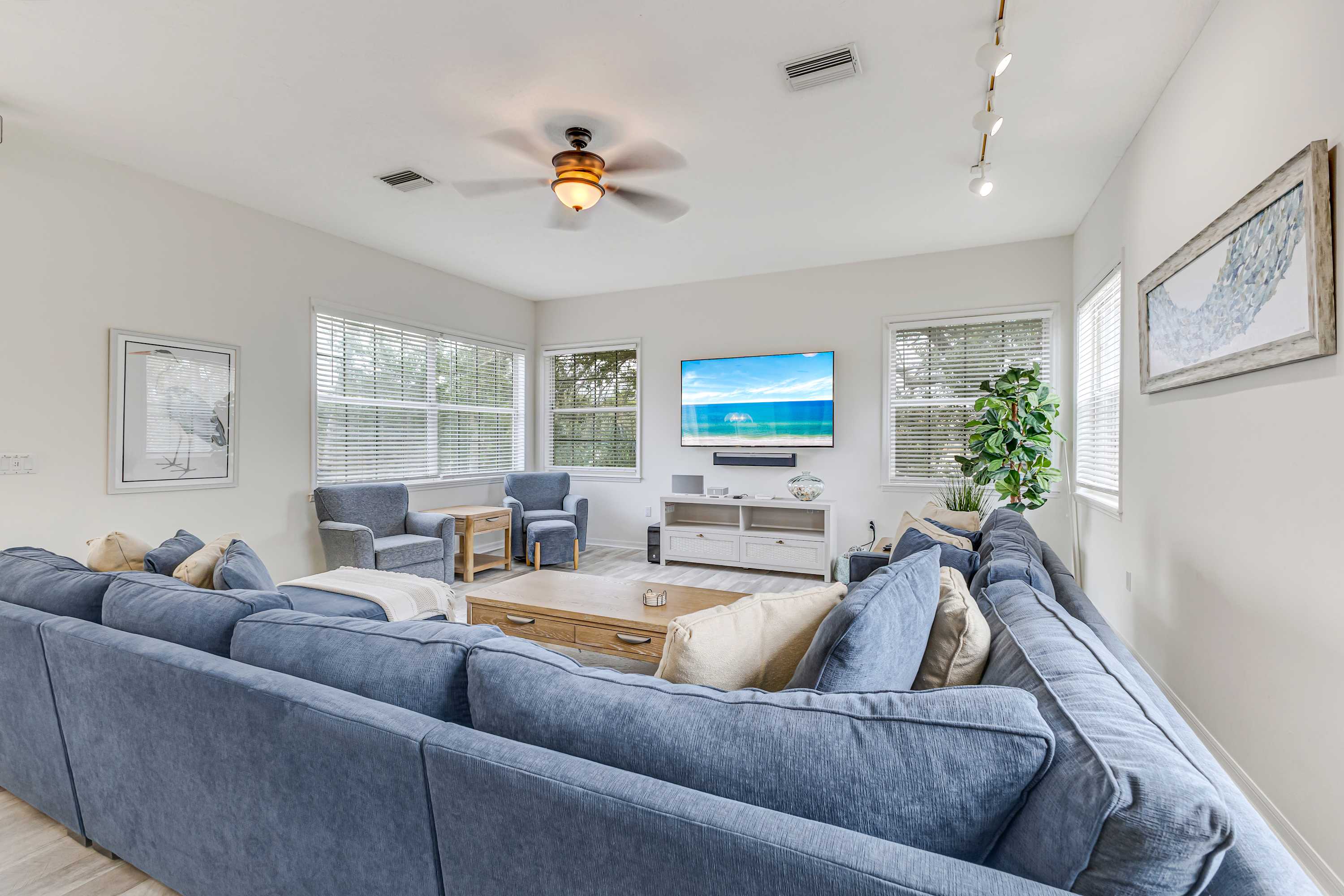 Luxury 6BR Retreat with Beach Access