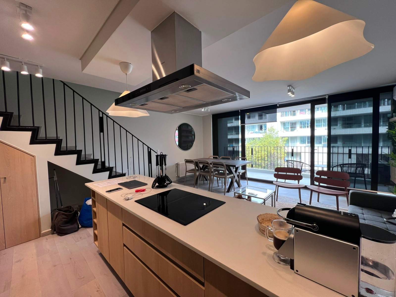 Loft California: Gym, Parking & Laundry
