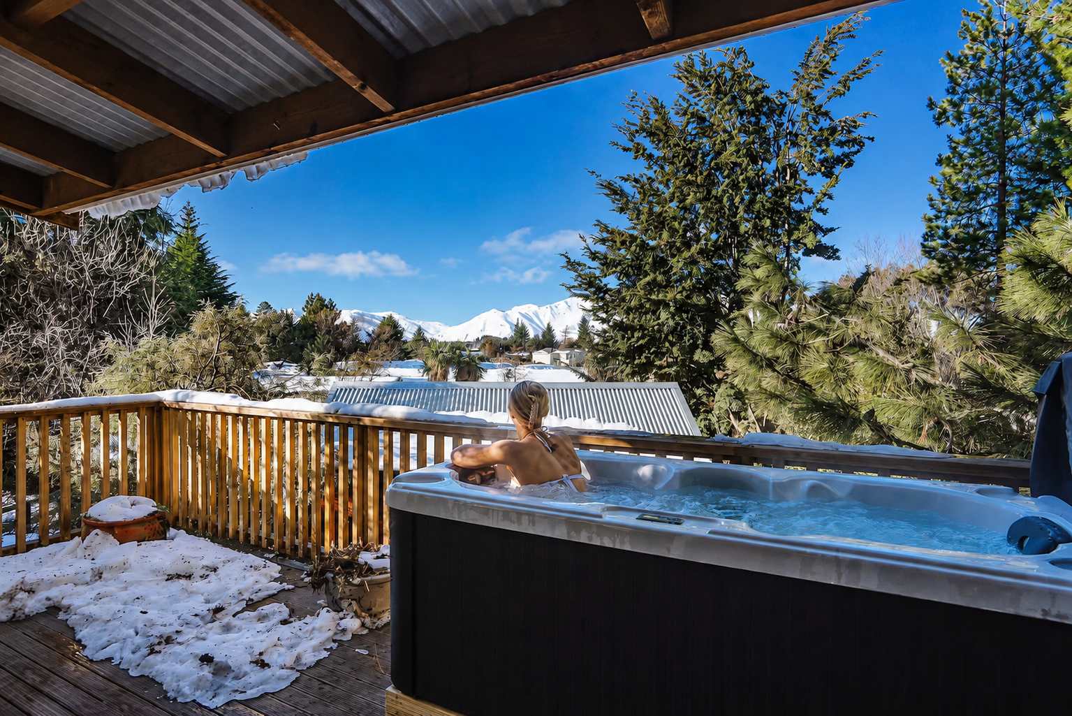 Milkyway Lodge | Hot Tub + Scenic Views
