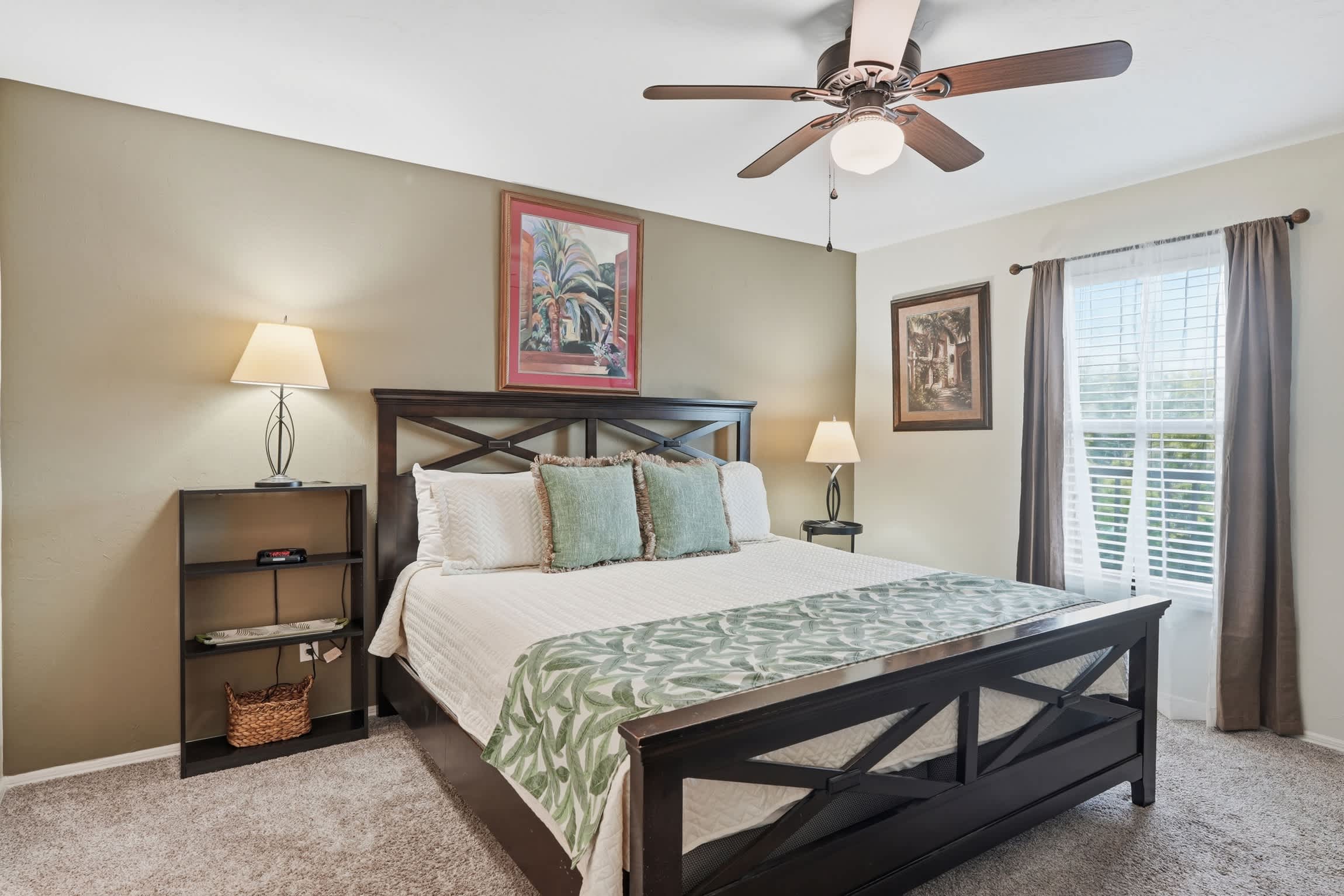 I 349 End Unit Lake and Fountain View 3