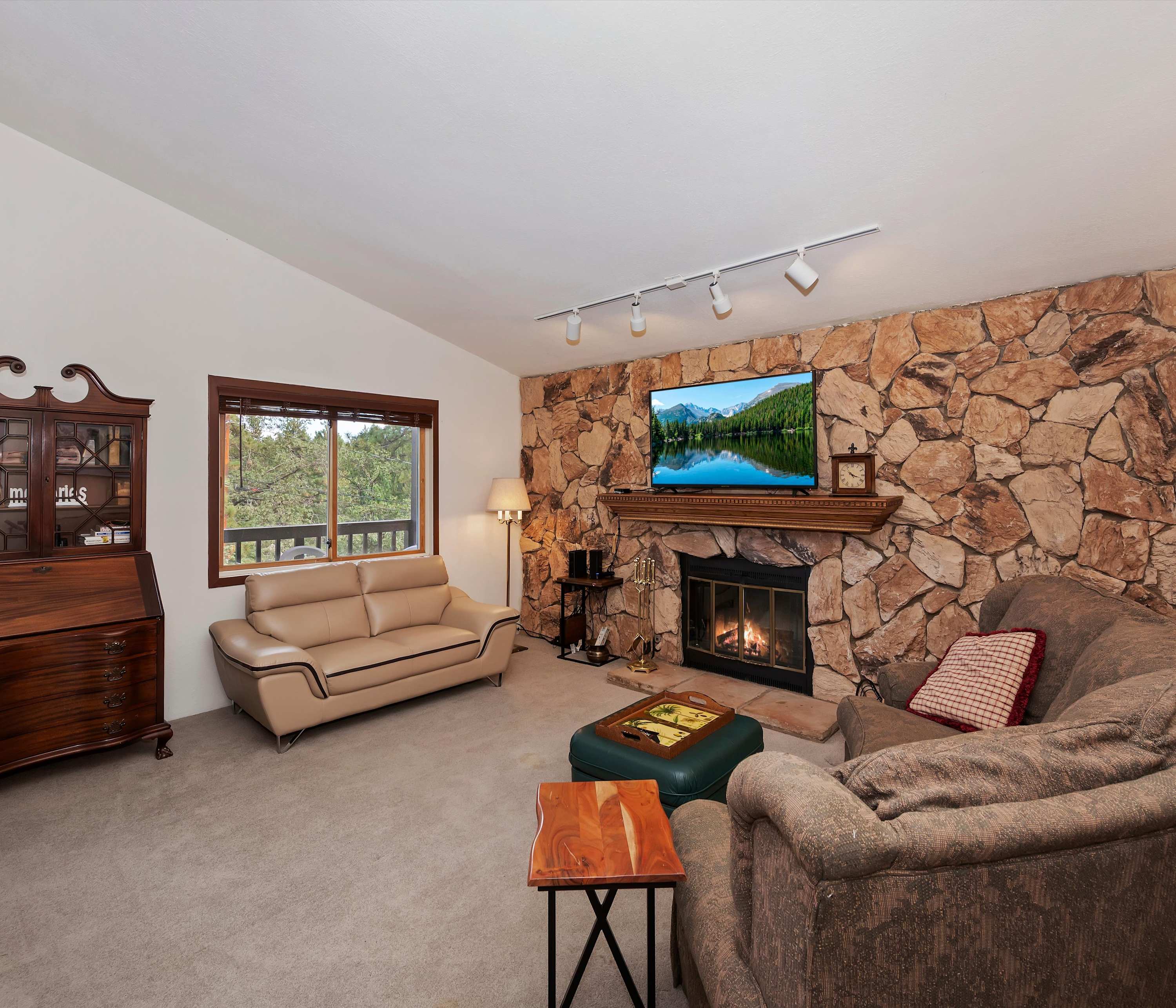 Curl up in the inviting living room & stream your favorites on the smart TV​