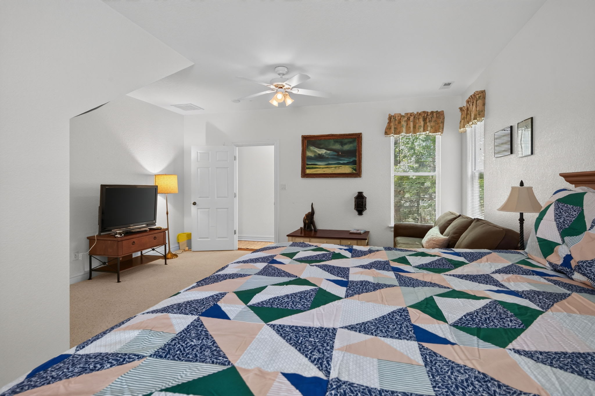 The Beach Bear Home, Hot Tub, Beach Resort Access