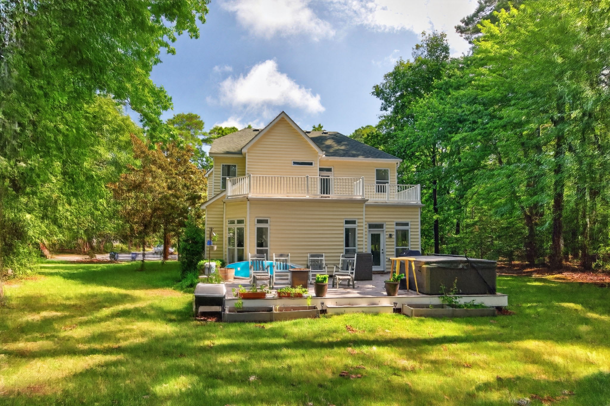 The Beach Bear Home, Hot Tub, Beach Resort Access