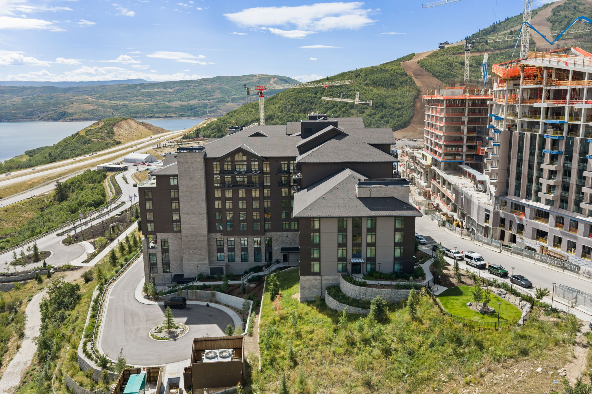 Grand Hyatt Deer Valley | Deer Hollow Hideaway in Deer Valley, Utah by Luxus Vacation Properties