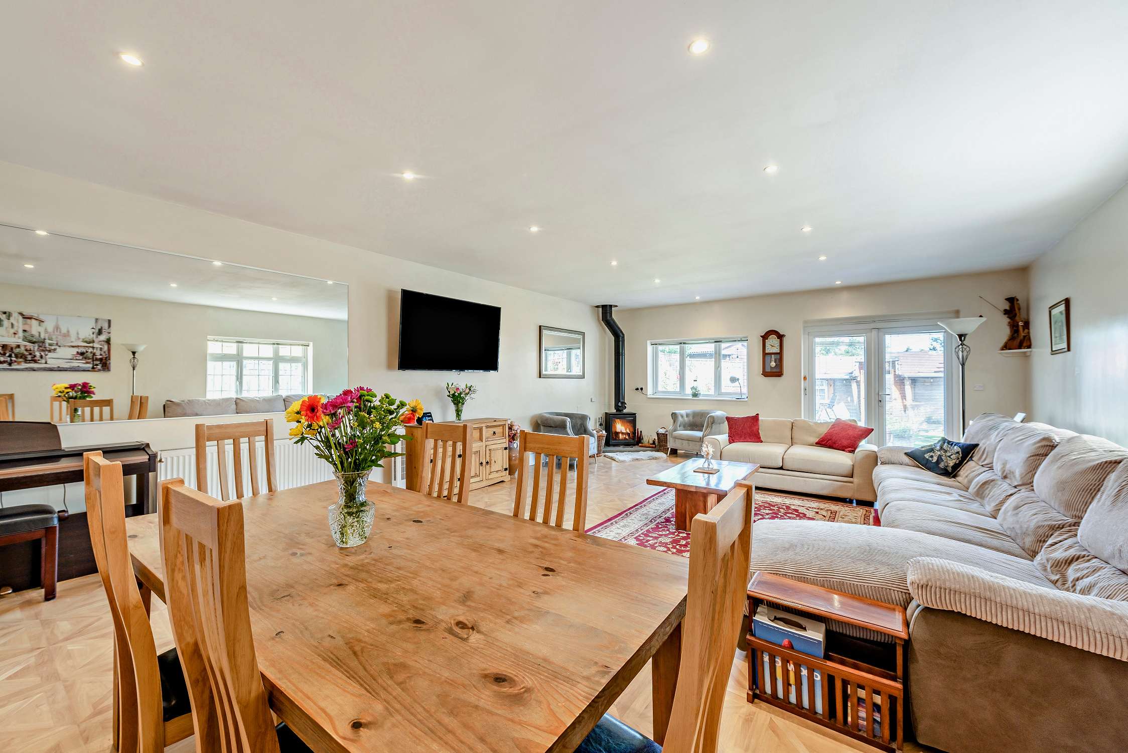 Thornbank – photo 1