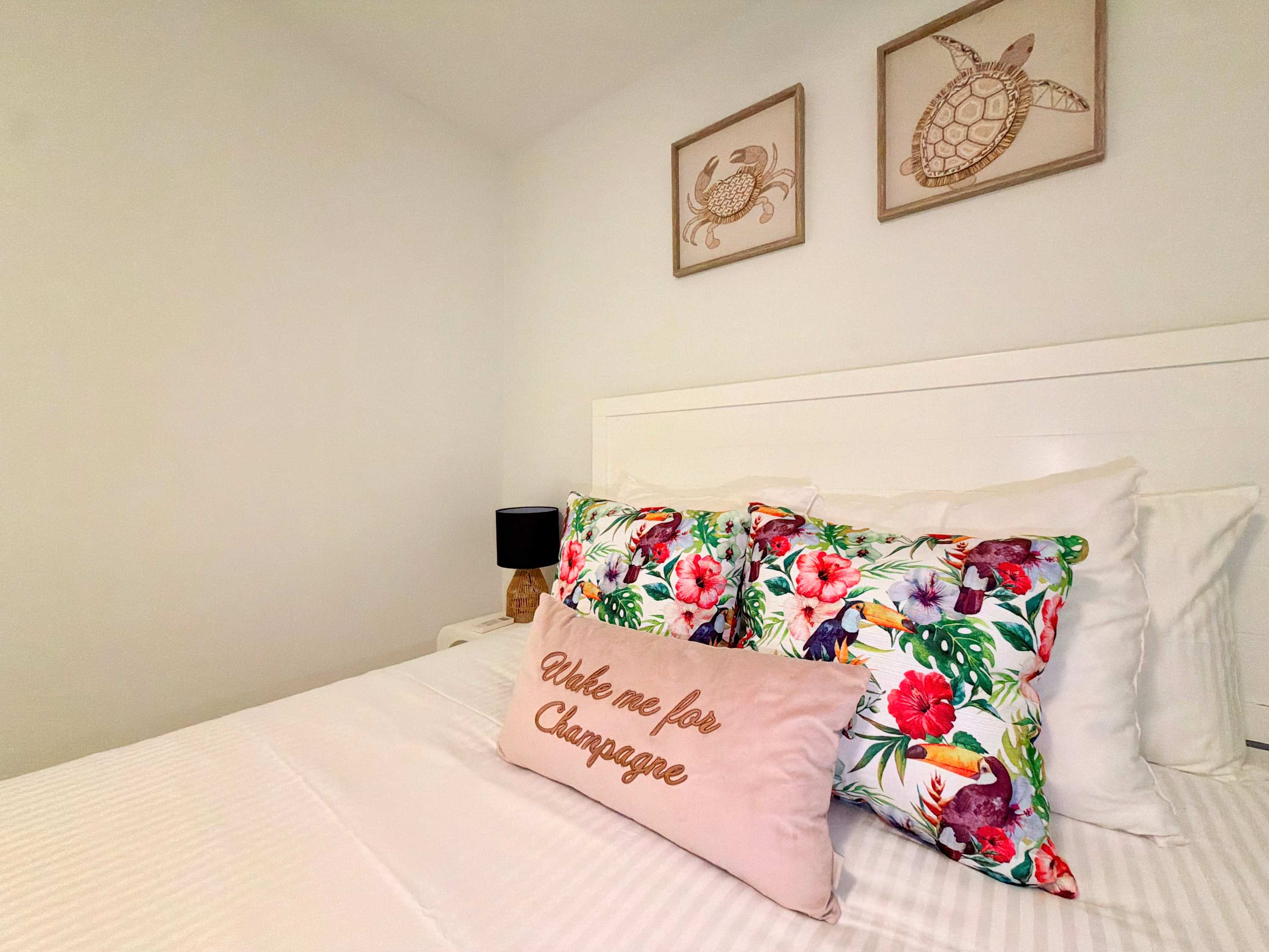 SeaGarden Private Apartment with Shrd Pool Pelican · Koolbaai | SeaLaVie SXM — photo 11