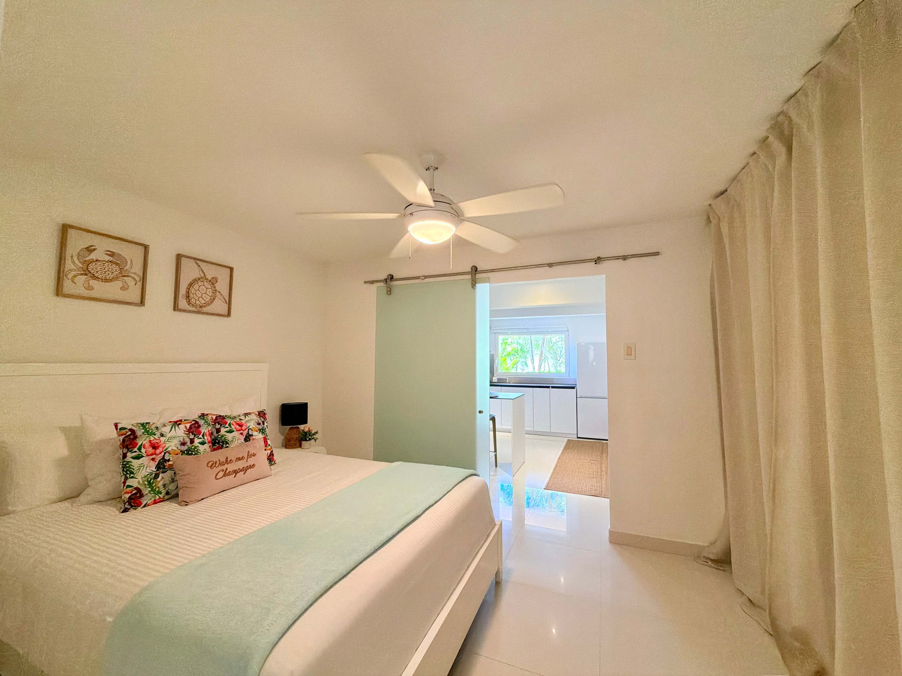 SeaGarden Private Apartment with Shrd Pool Pelican · Koolbaai | SeaLaVie SXM — photo 9