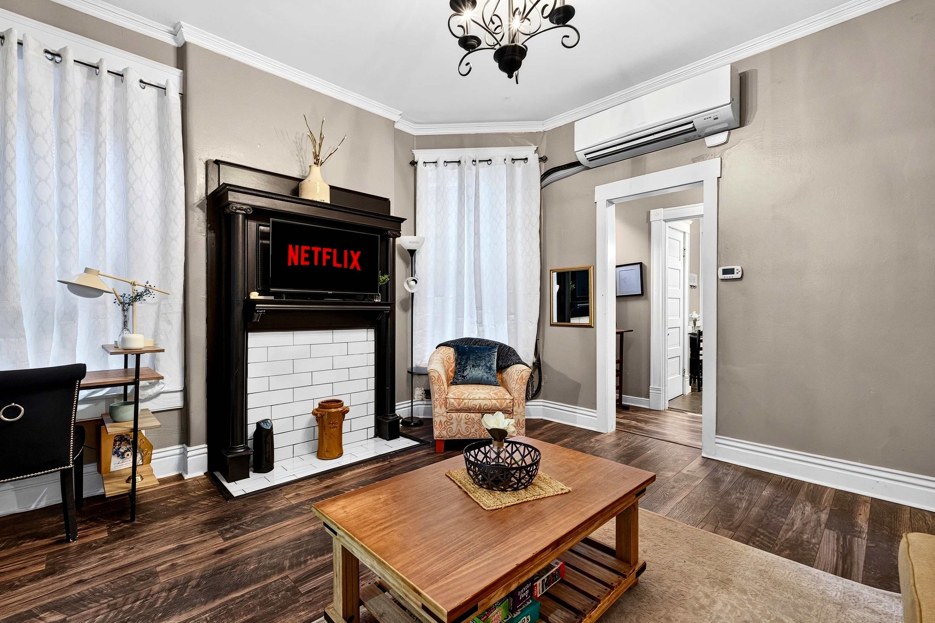 Vibrant 1BR Louisville Apt | Smart TV & Parking
