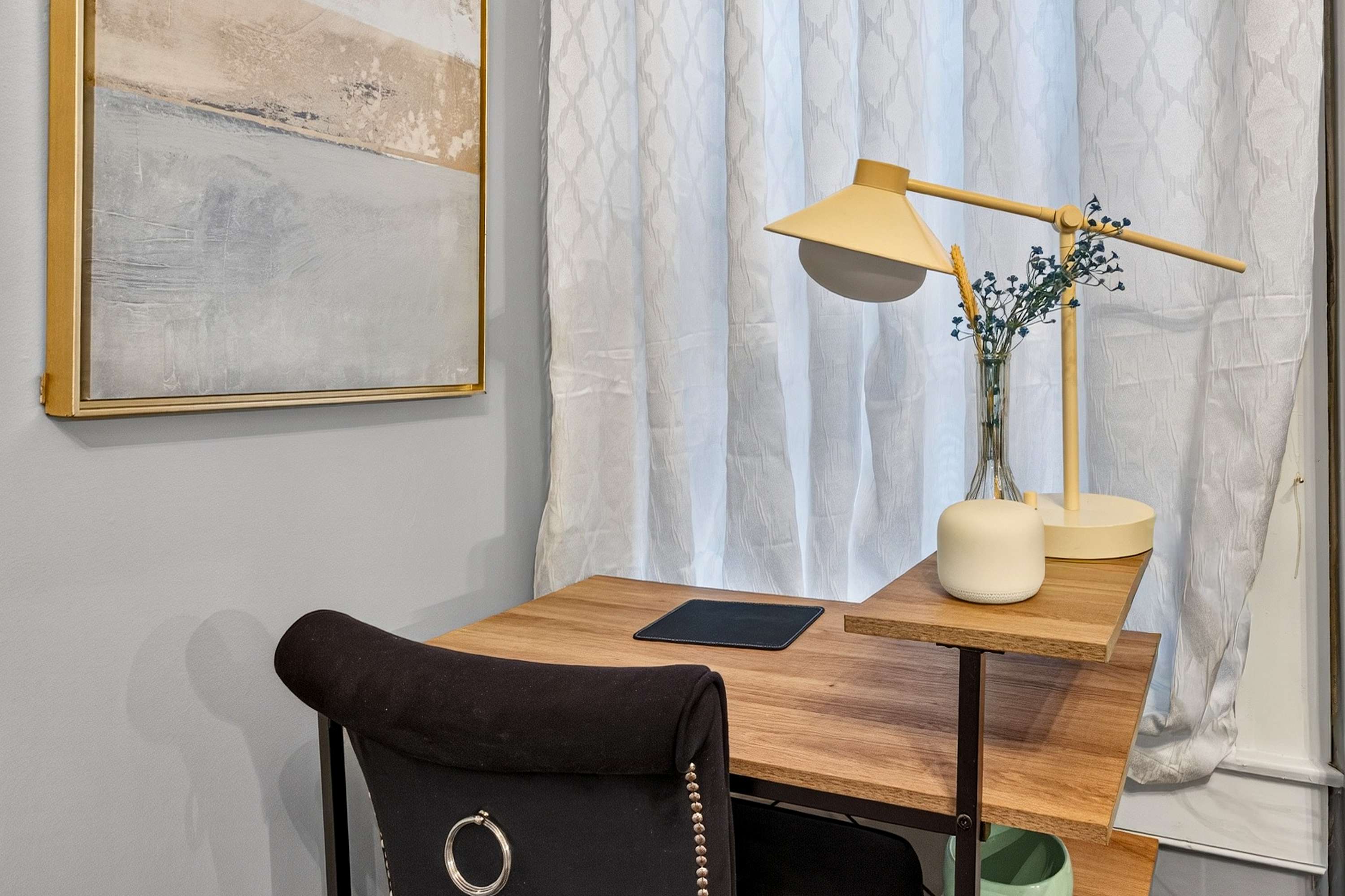 Vibrant 1BR Louisville Apt | Smart TV & Parking
