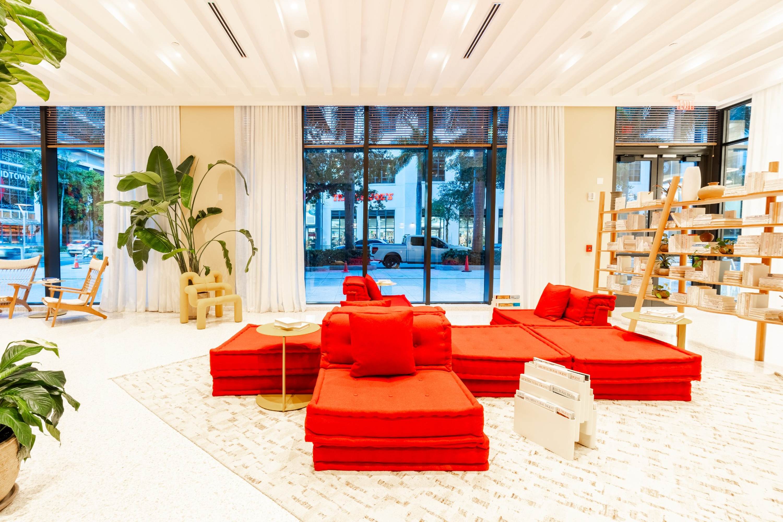 Enjoy fabulous community amenities during your stay​