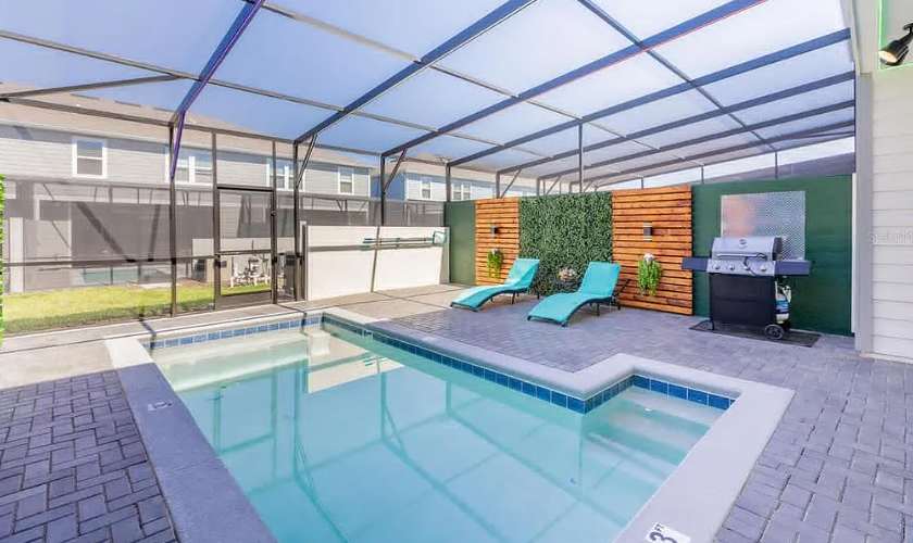 Themed 5BR Near Disney – Private Heated Pool & Mario Arcade