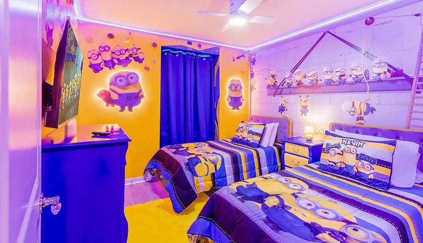 Themed 5BR Near Disney – Private Heated Pool & Mario Arcade
