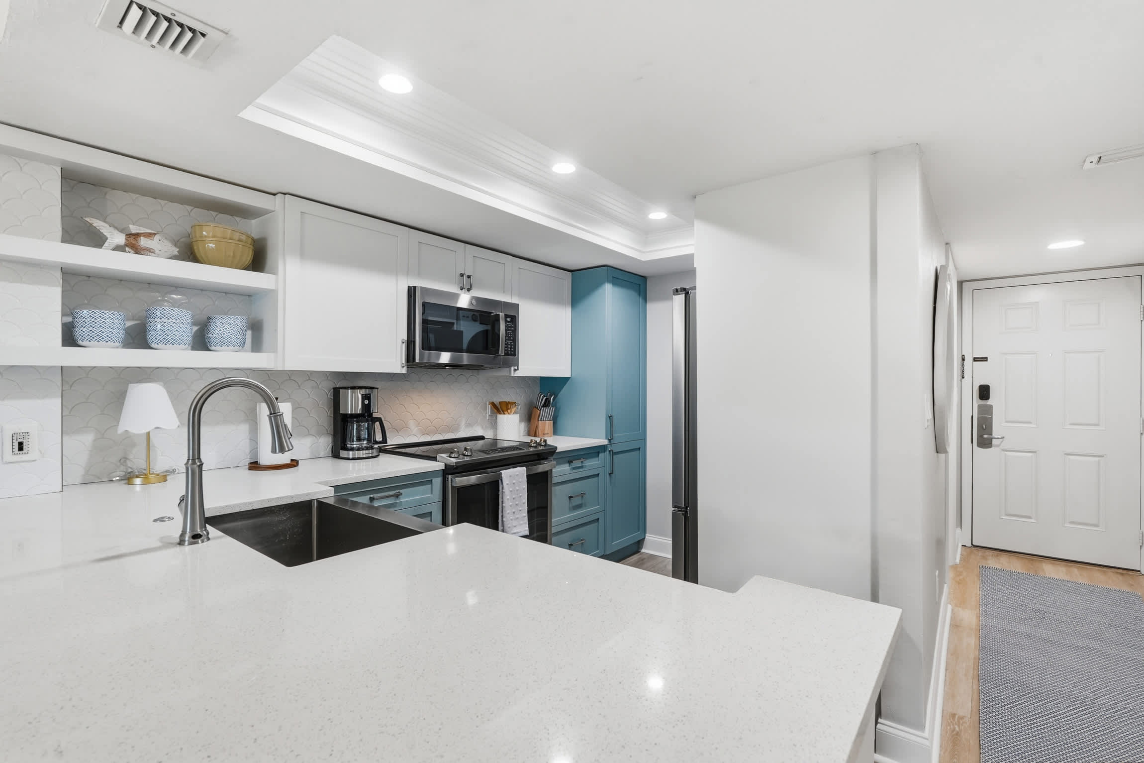 H 248 Luxury Corner Unit Updated with Views | Photo 15