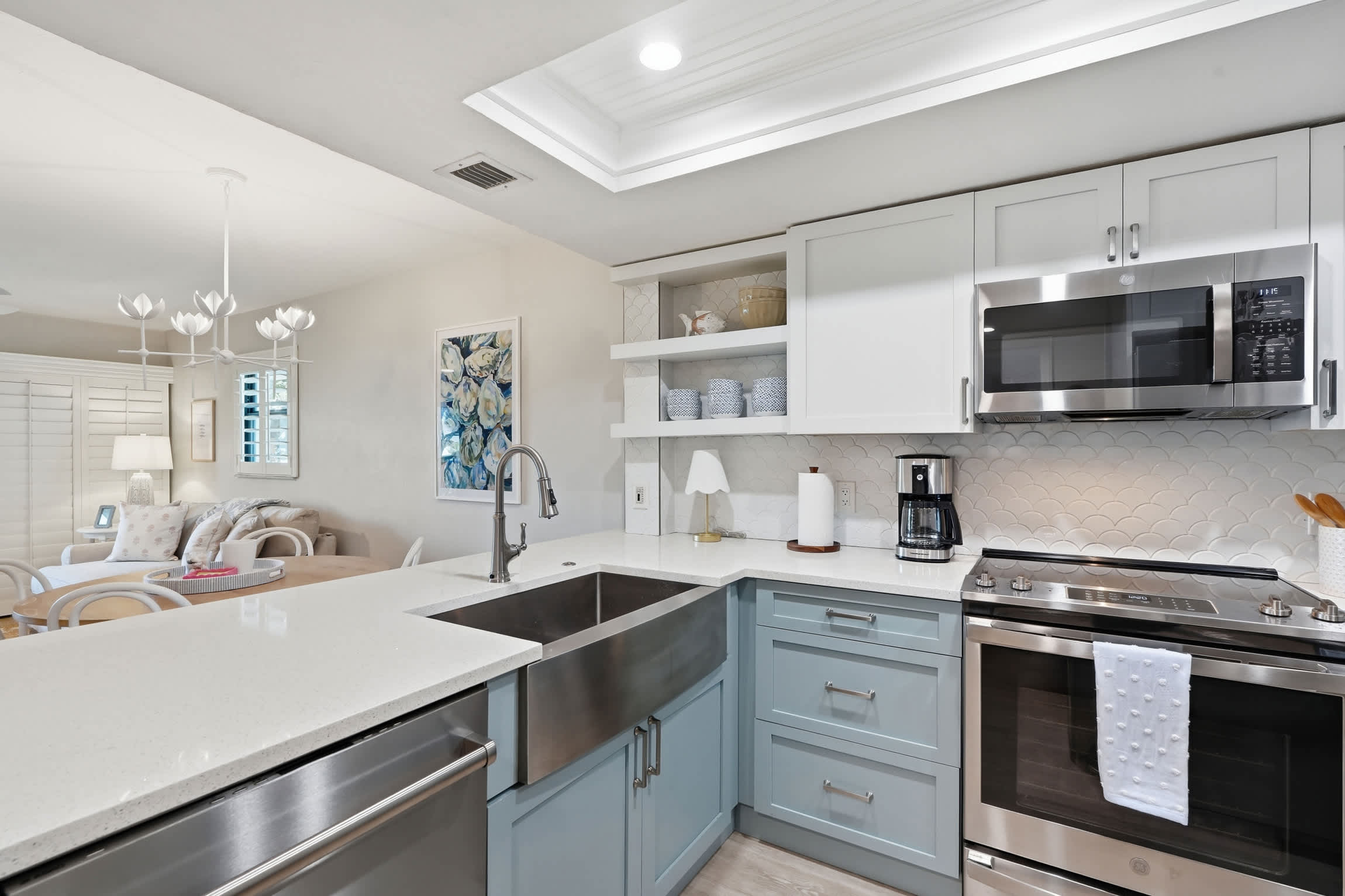 H 248 Luxury Corner Unit Updated with Views | Photo 19