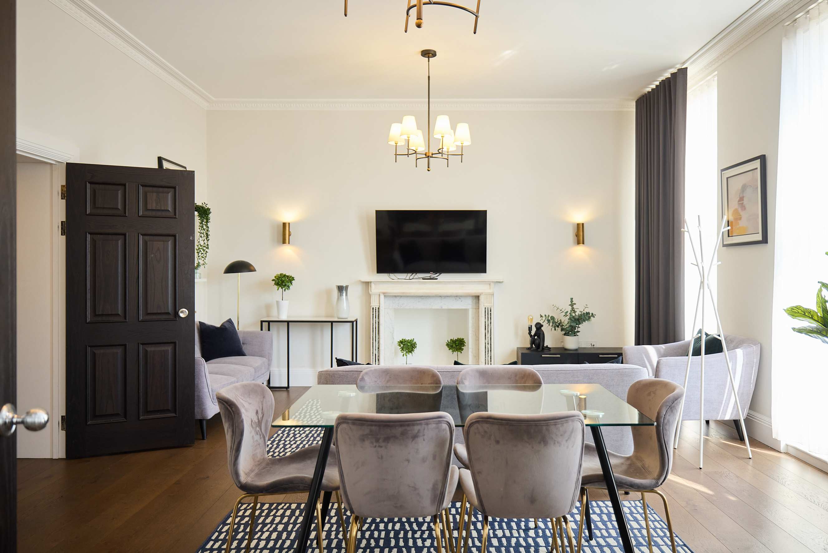 Fields in Frame at No 64 in Lincoln's Inn Fields 64 WC2A 3JX - Property image 3 - VivreStays