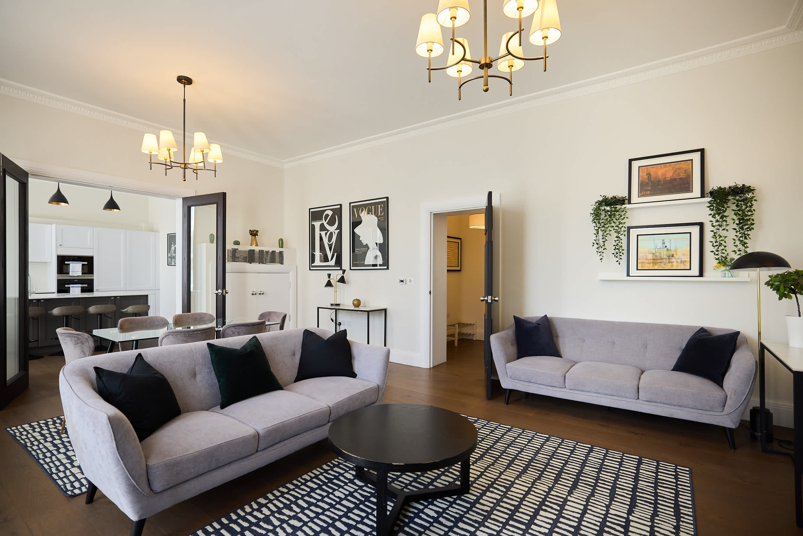 Fields in Frame at No 64 in Lincoln's Inn Fields 64 WC2A 3JX - Property image 5 - VivreStays