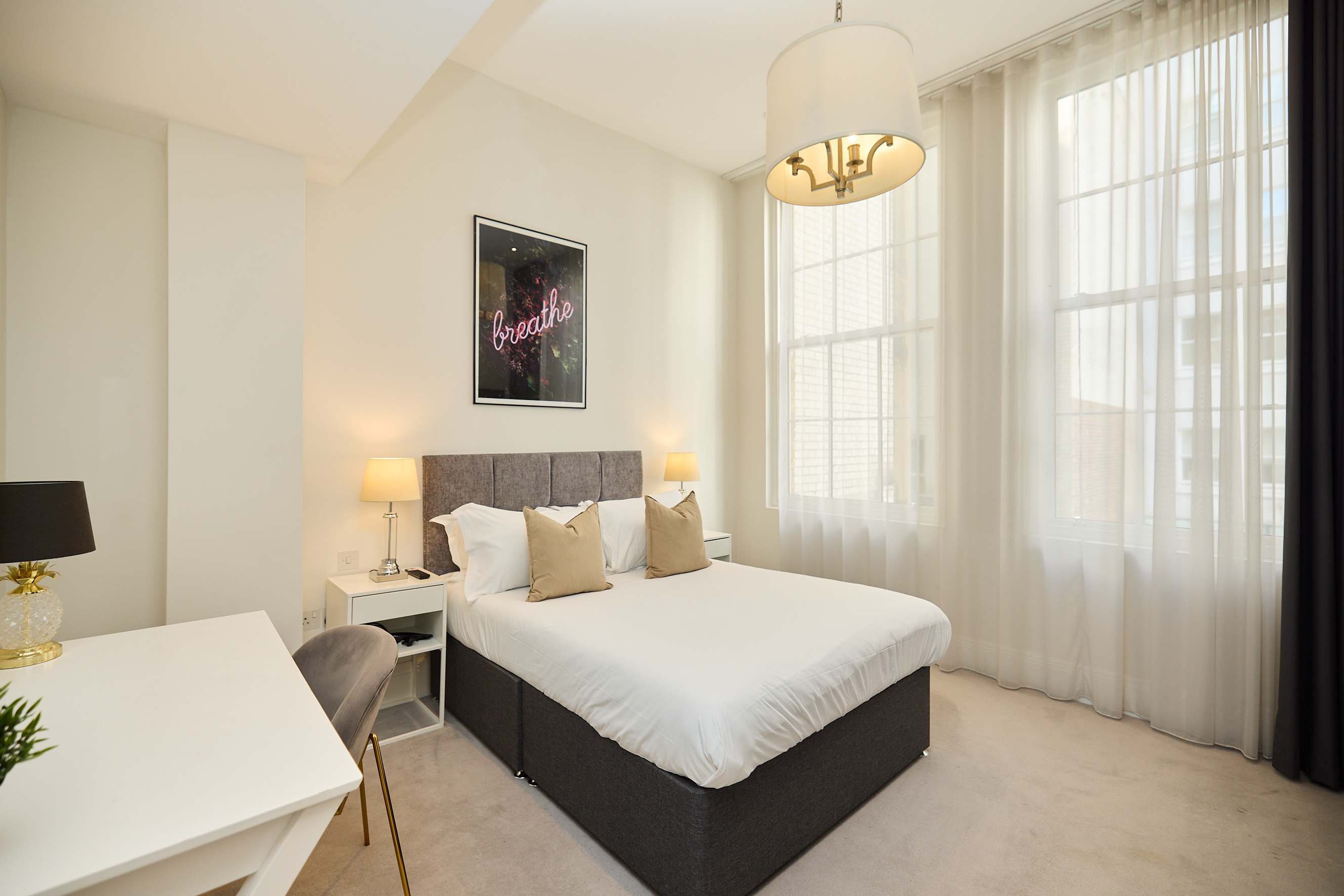 Fields in Frame at No 64 in Lincoln's Inn Fields 64 WC2A 3JX - Property image 10 - VivreStays
