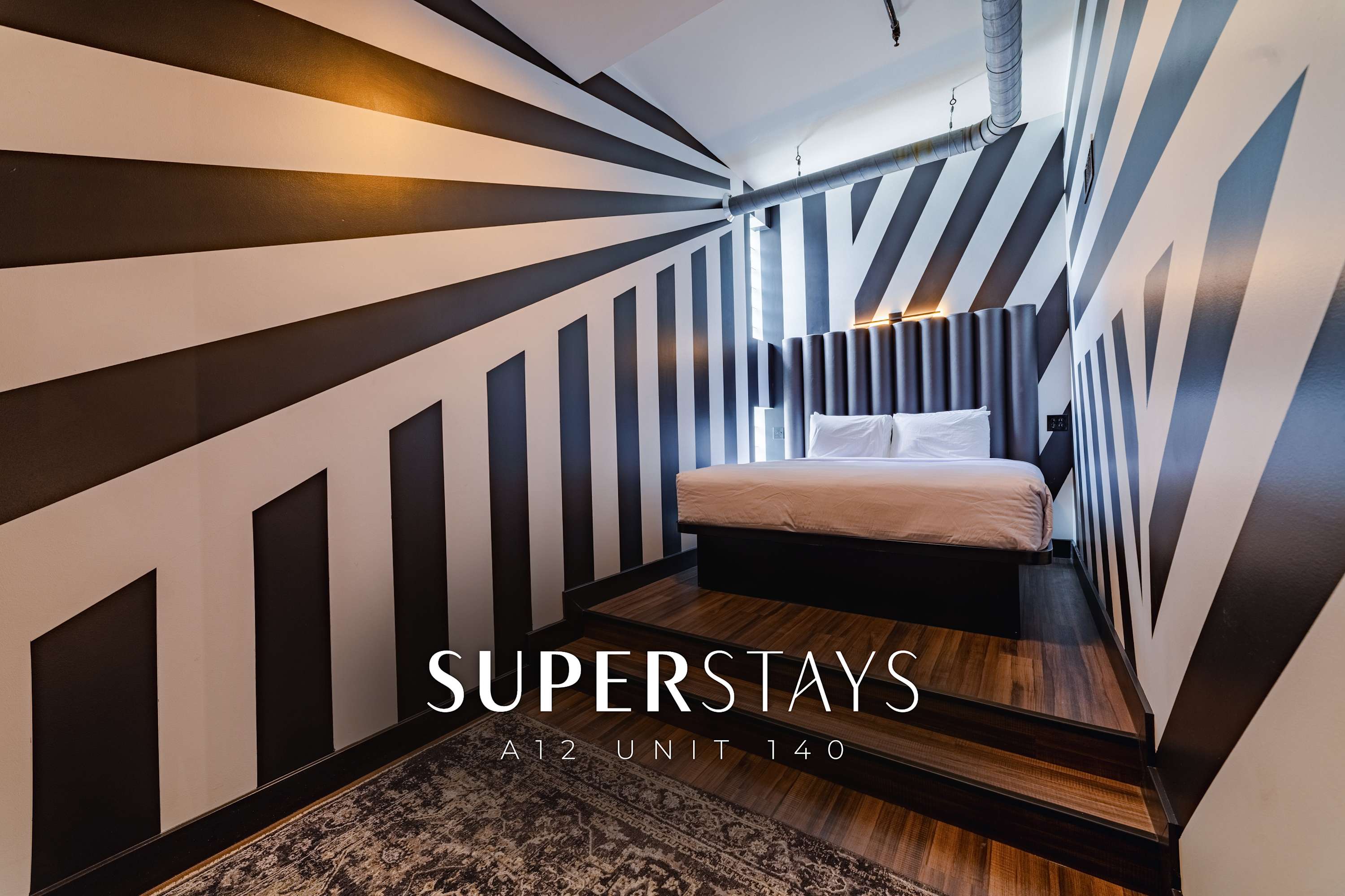 Sleep10 5Beds 4BR Super Stays A12 War Admiral 140