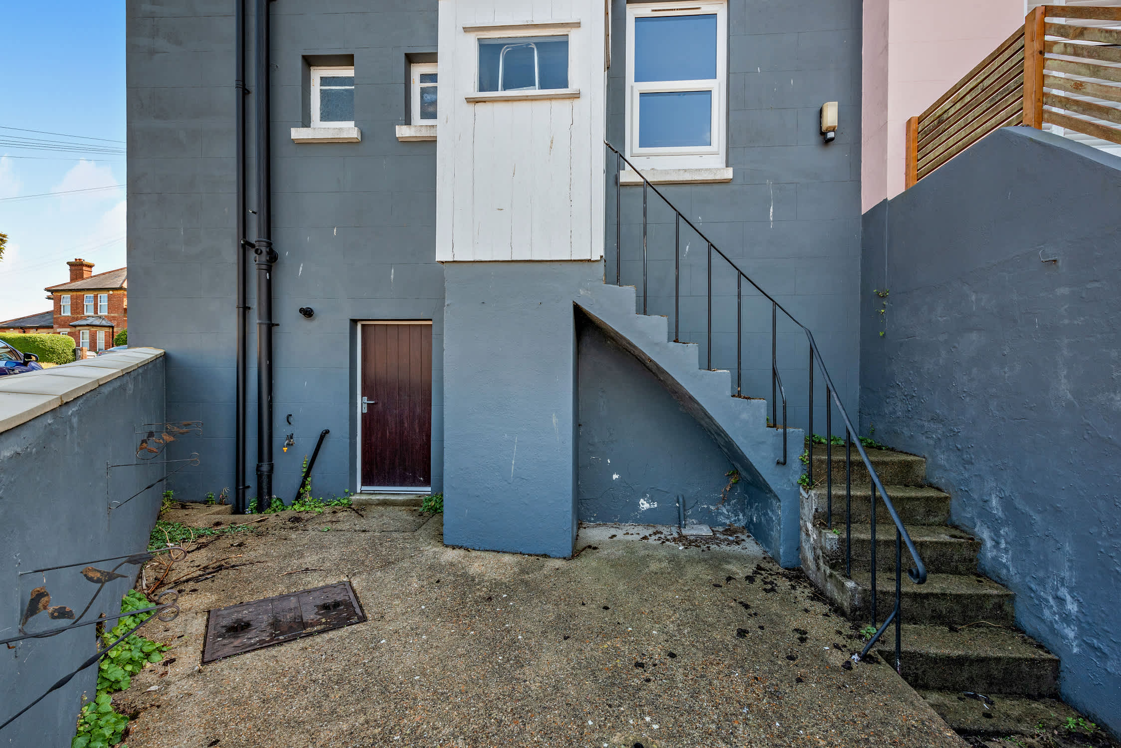 House On The Hill – photo 19