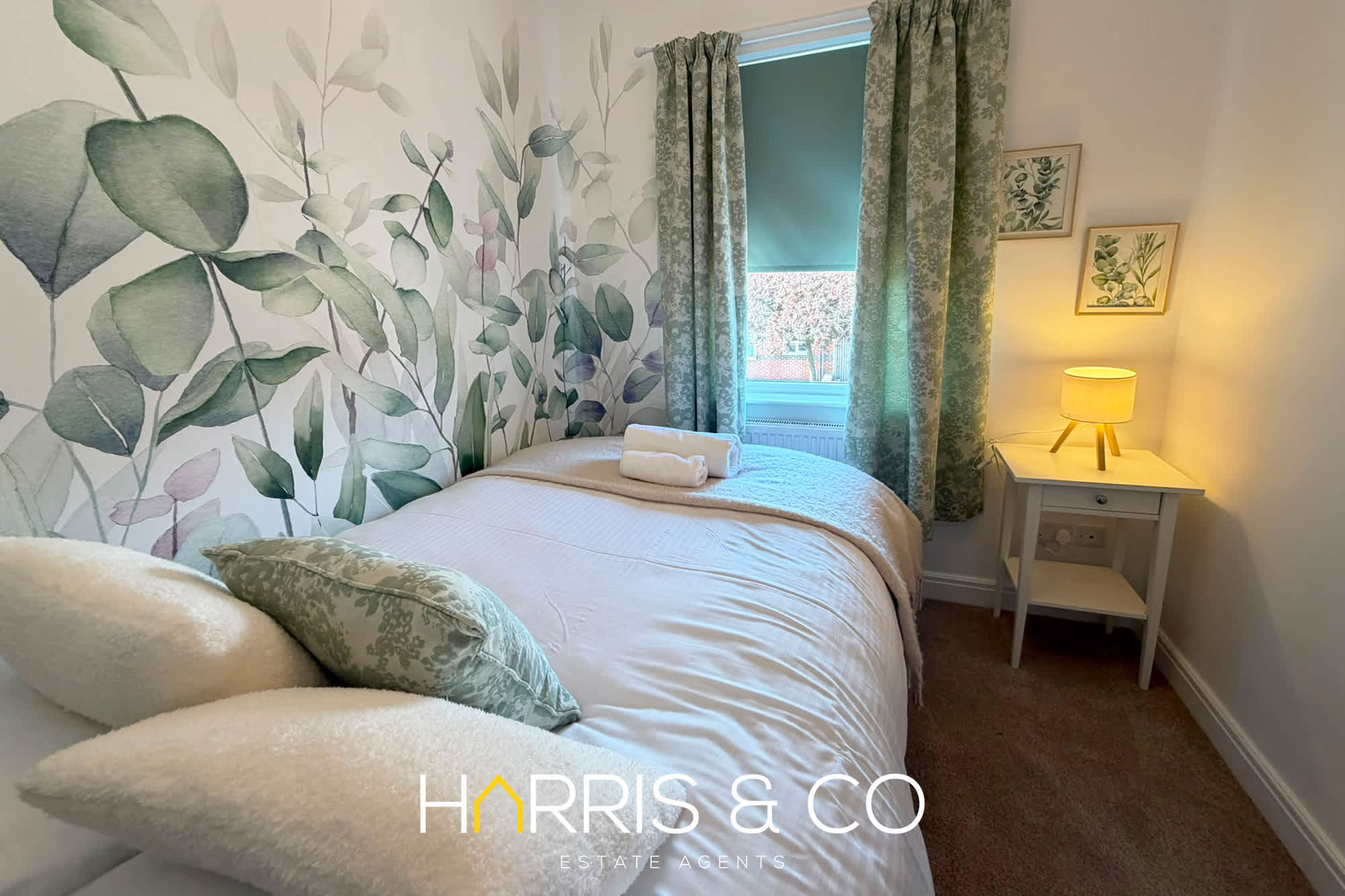 The Great Wave Retreat - Calm Coastal Stay in Lowther Road 10 FY7 7AS - Property image 4 - VivreStays