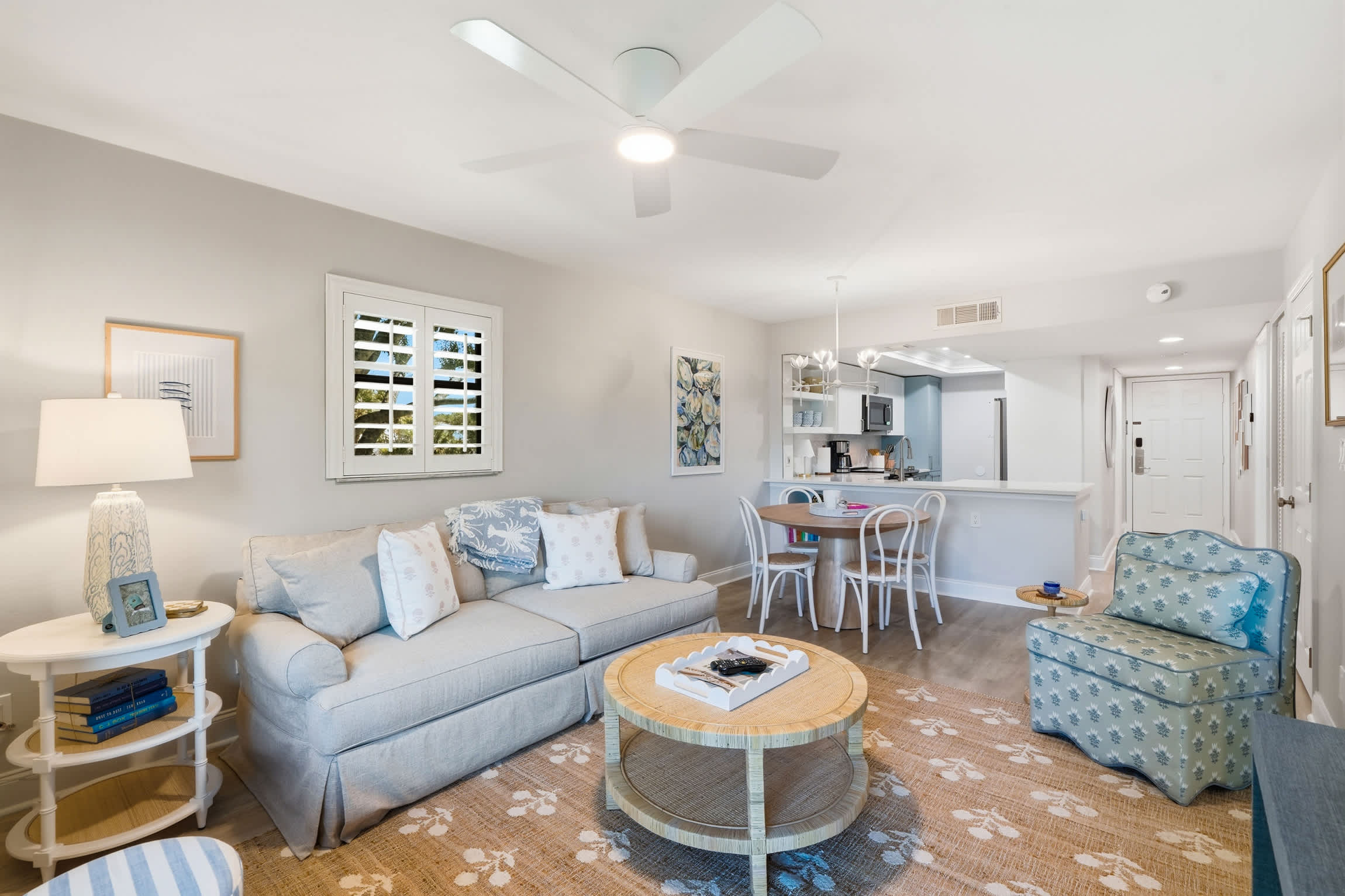 H 248 Luxury Corner Unit Updated with Views | Photo 18
