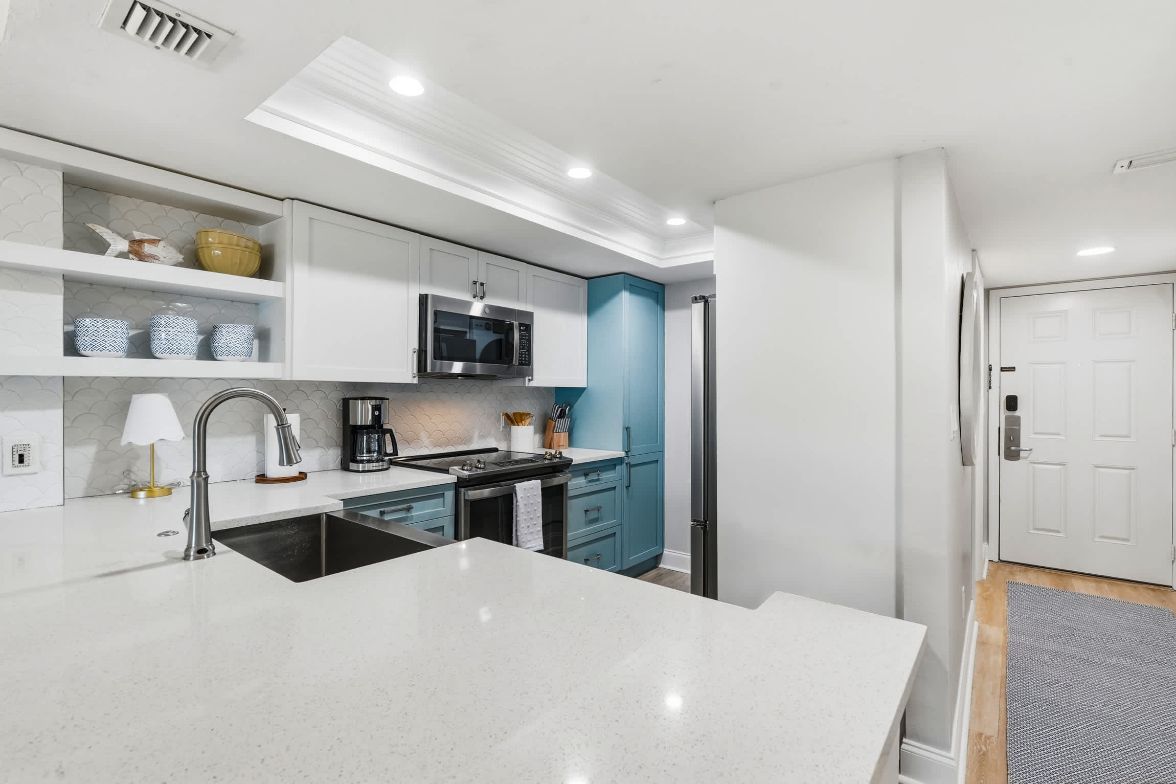 H 248 Luxury Corner Unit Updated with Views | Photo 11
