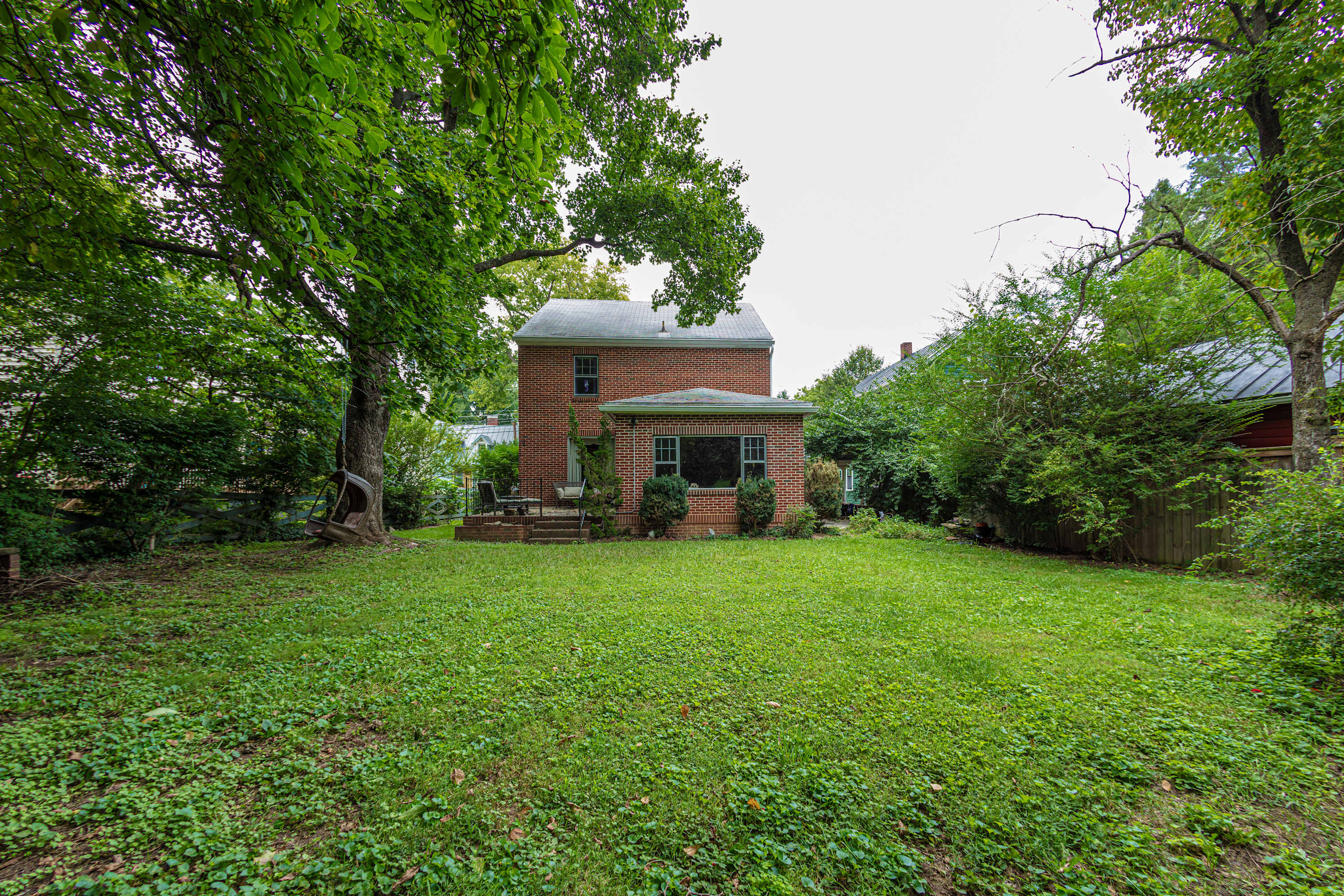 Charming Shepherdstown Home - Walk to Downtown