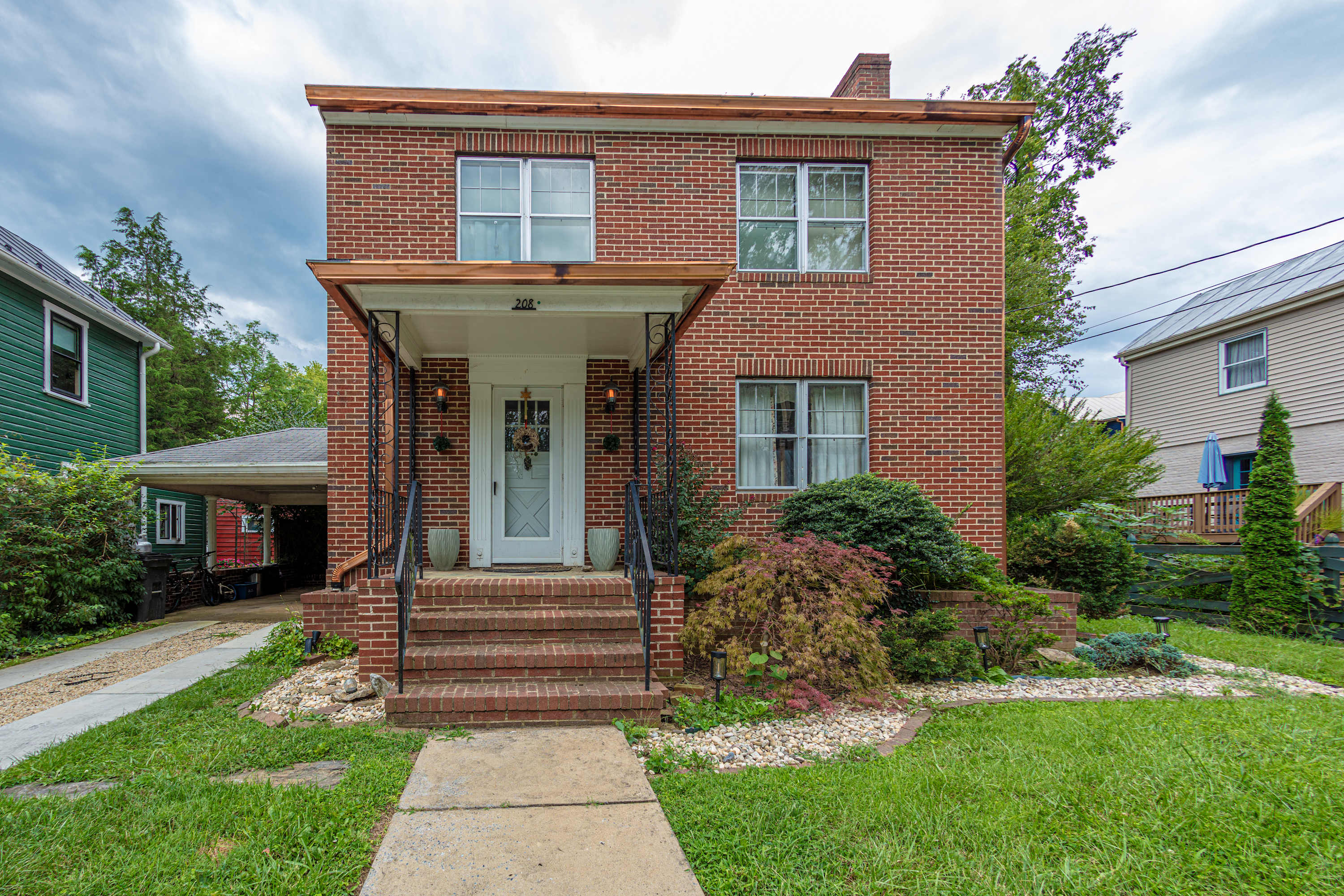 Charming Shepherdstown Home - Walk to Downtown