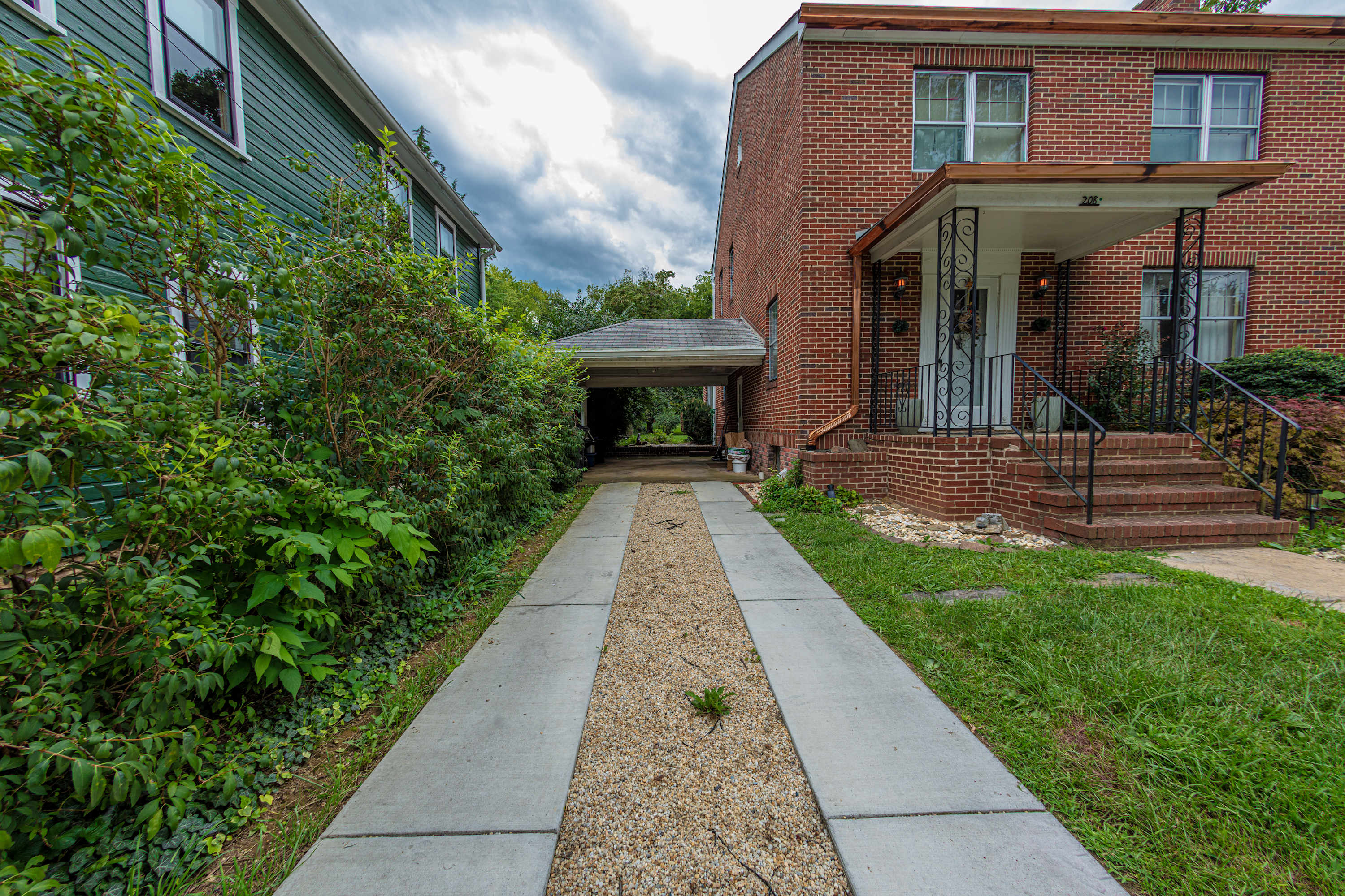 Charming Shepherdstown Home - Walk to Downtown