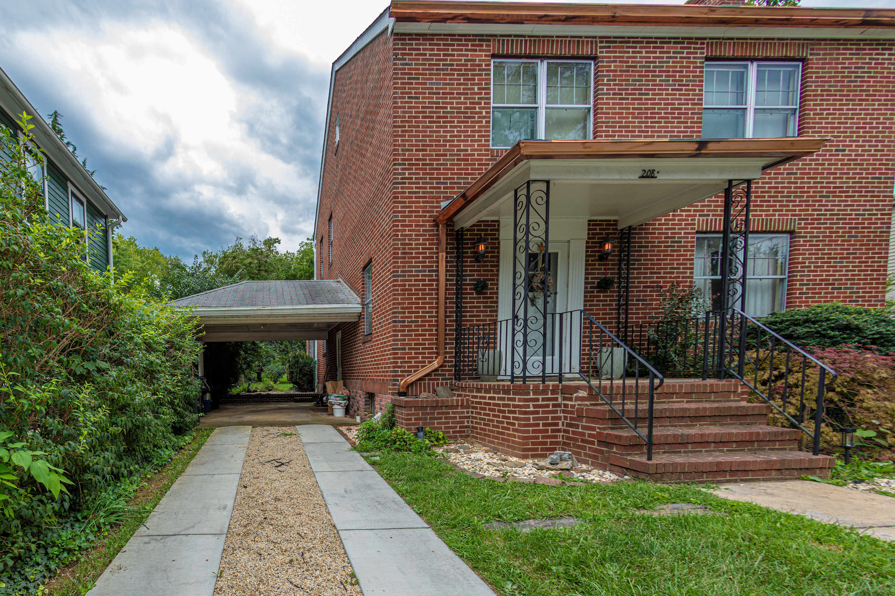 Charming Shepherdstown Home - Walk to Downtown