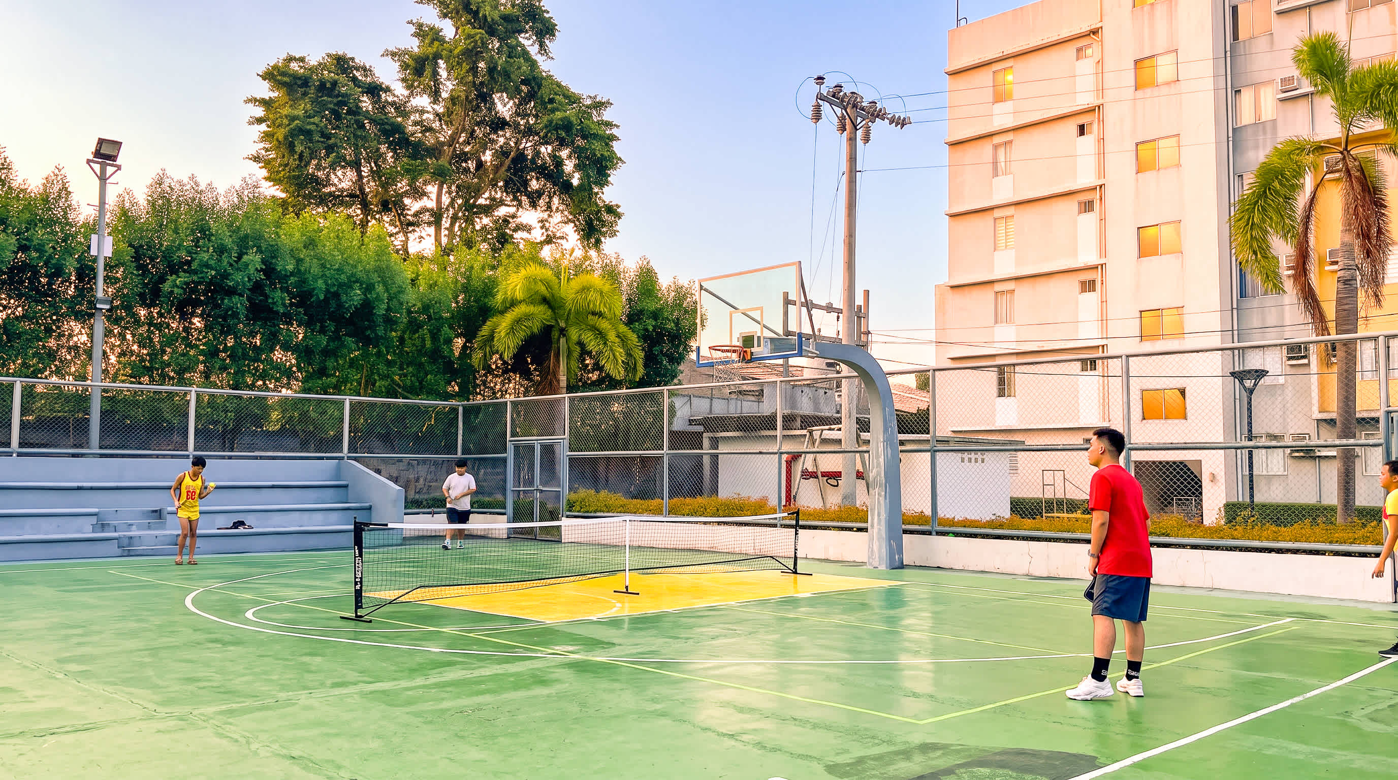 FamilyFriendly~2BR~Free Pool~Pickleball~Near SM, Davao City — photo 3
