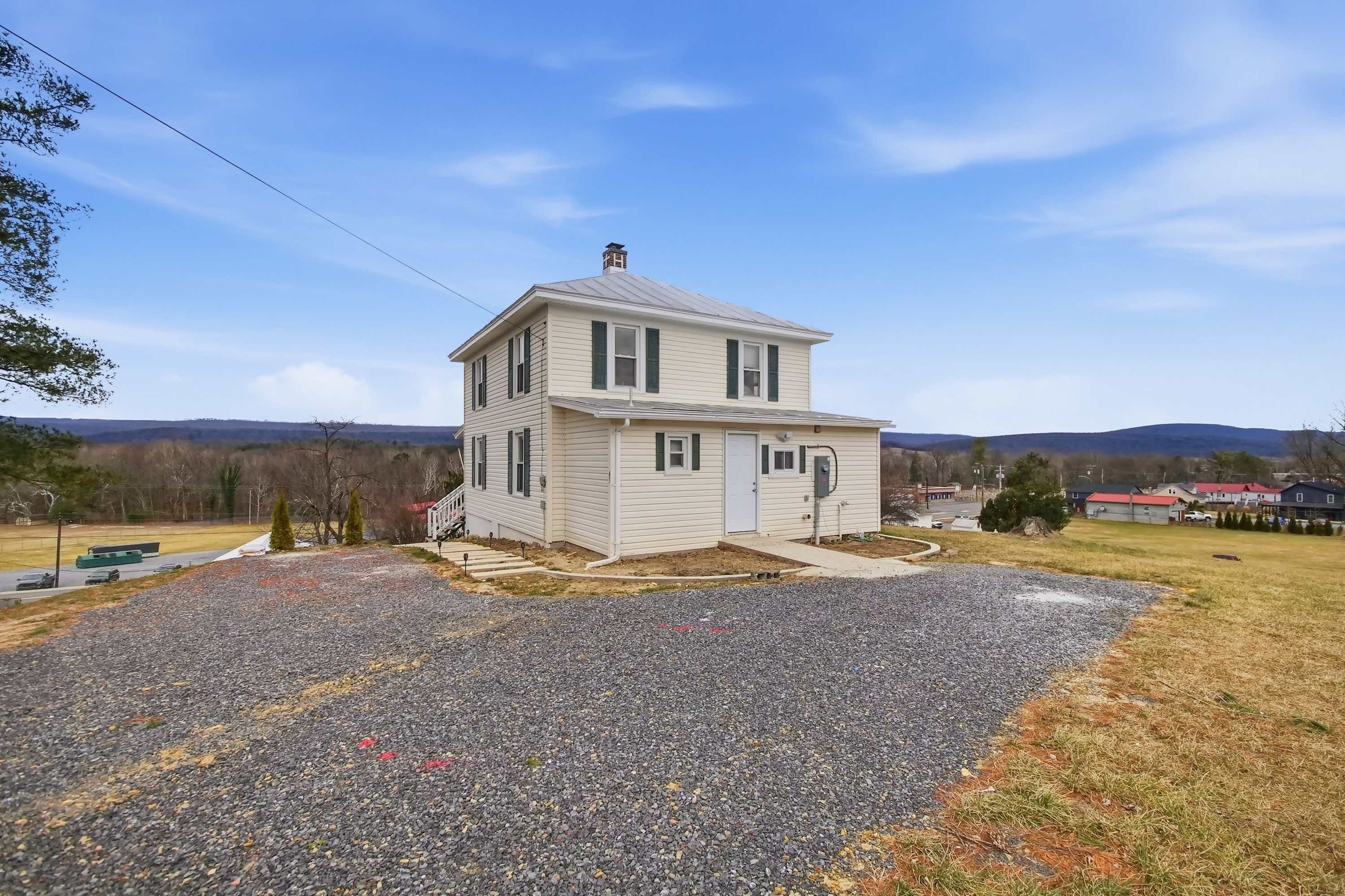 Historic Wardensville Home w Mountain Views