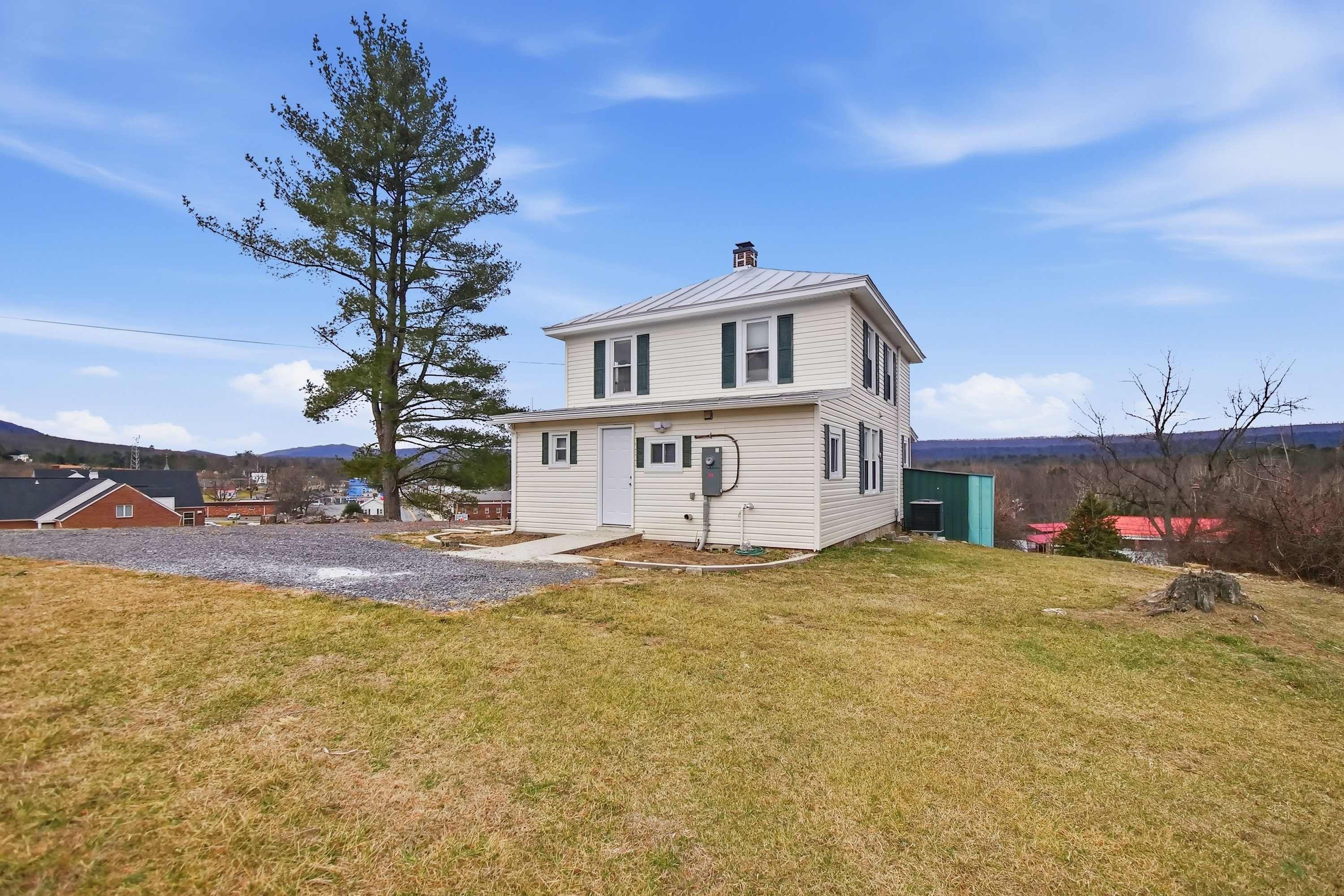 Historic Wardensville Home w Mountain Views