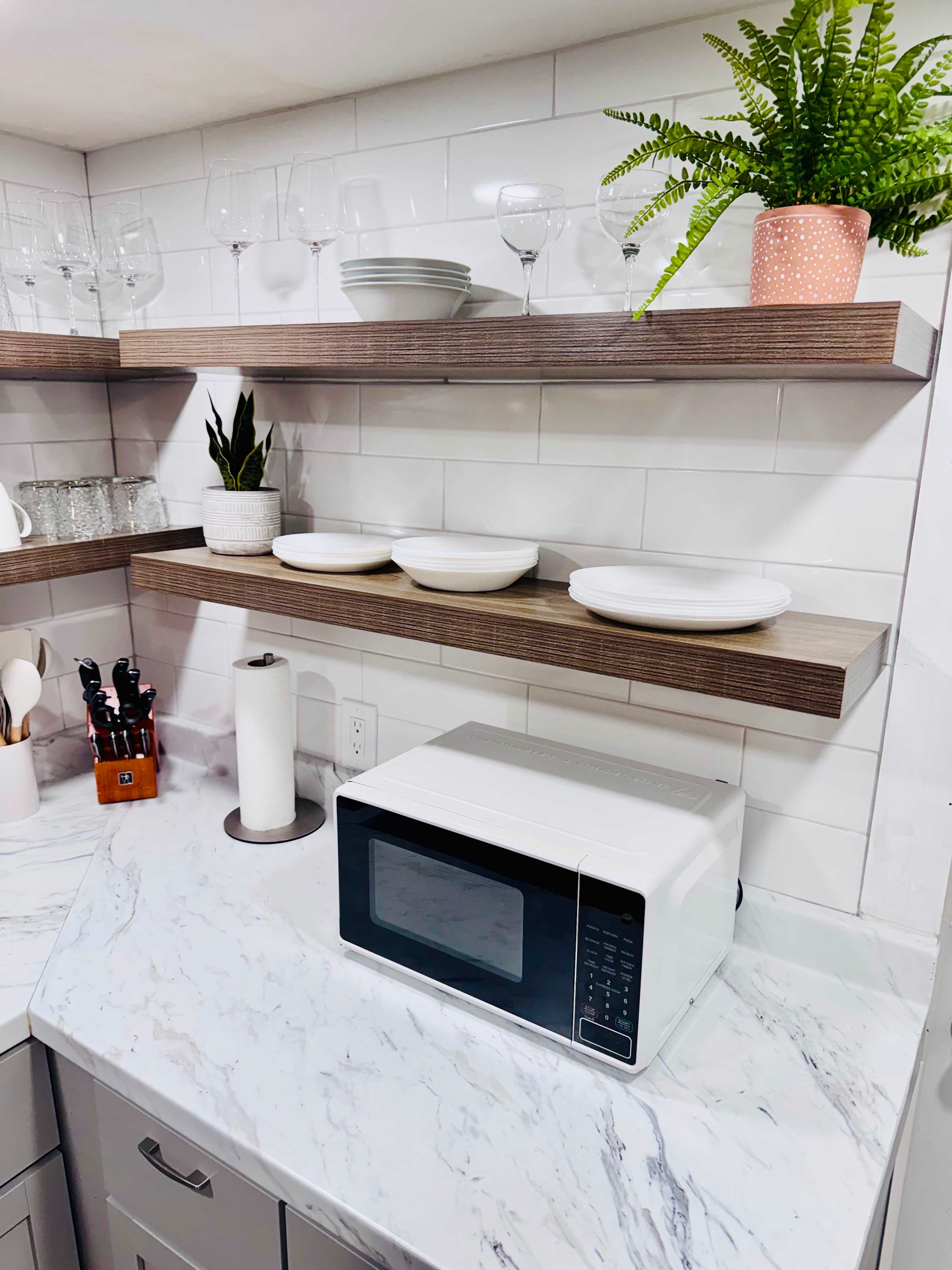 Everything for preparing meals at your fingertips