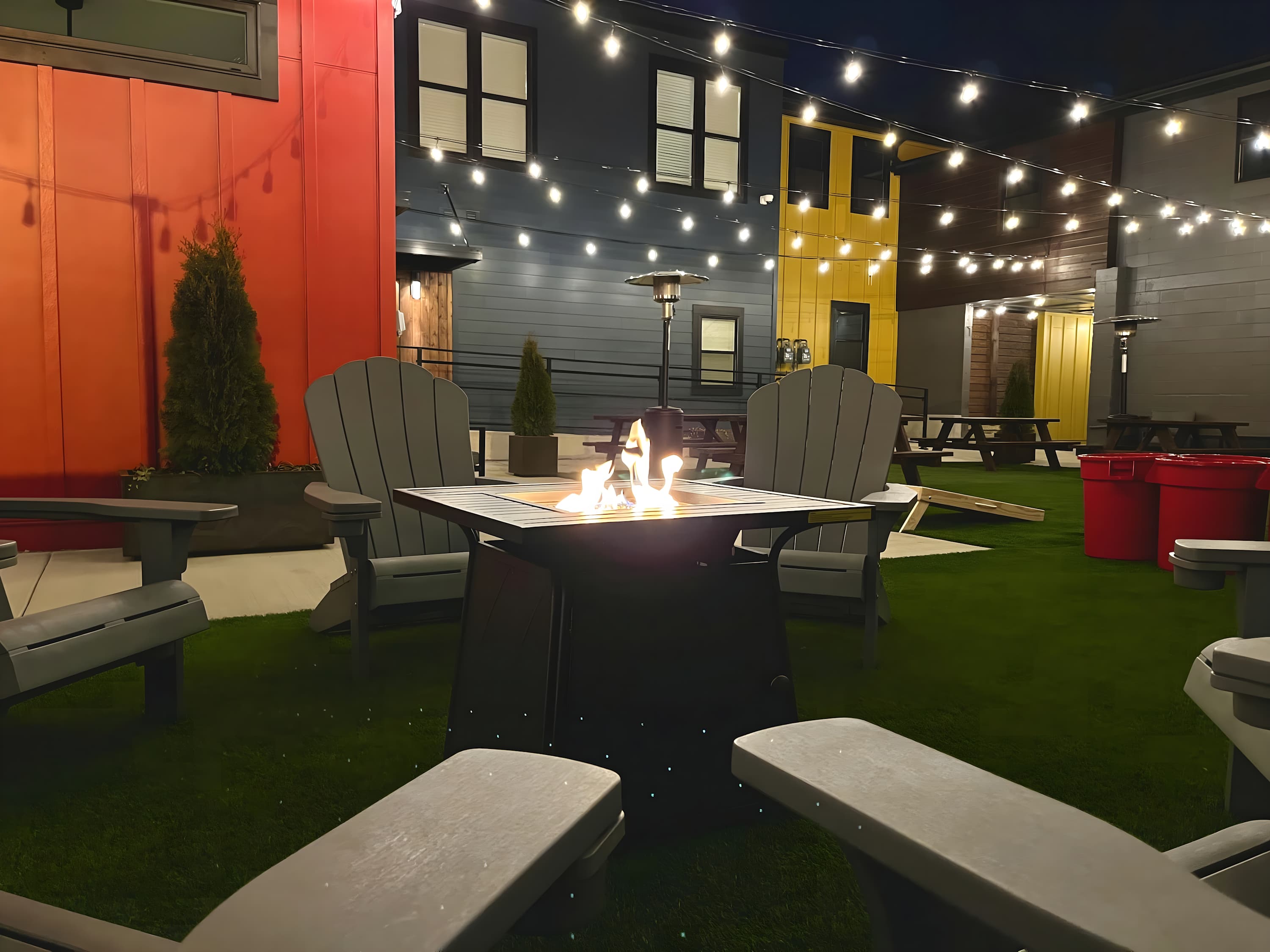 Sweet Suite at Bungalou + Bourbon Bar