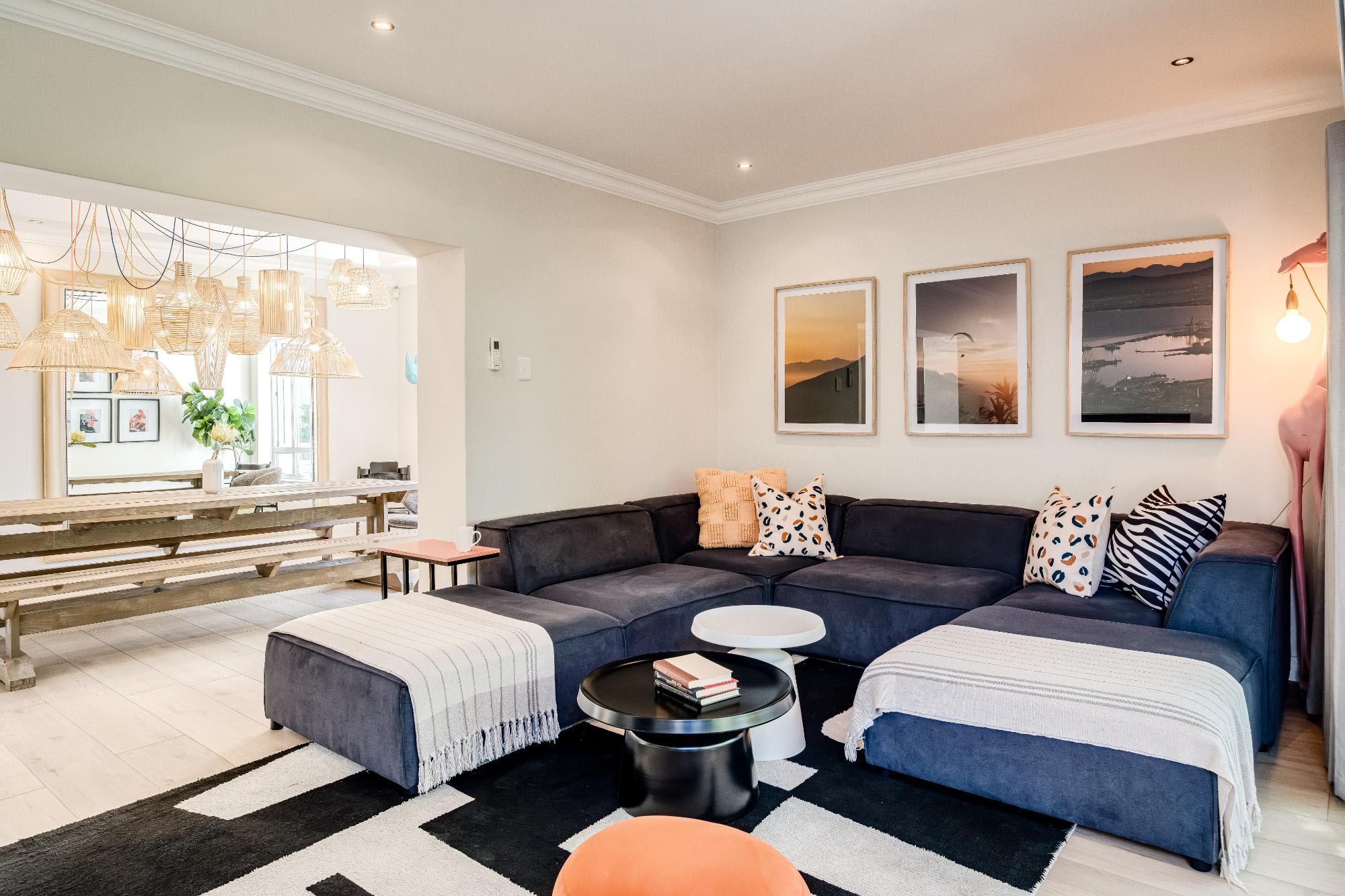 Green Point 4 Bed Family Home w Pool Happy House 6