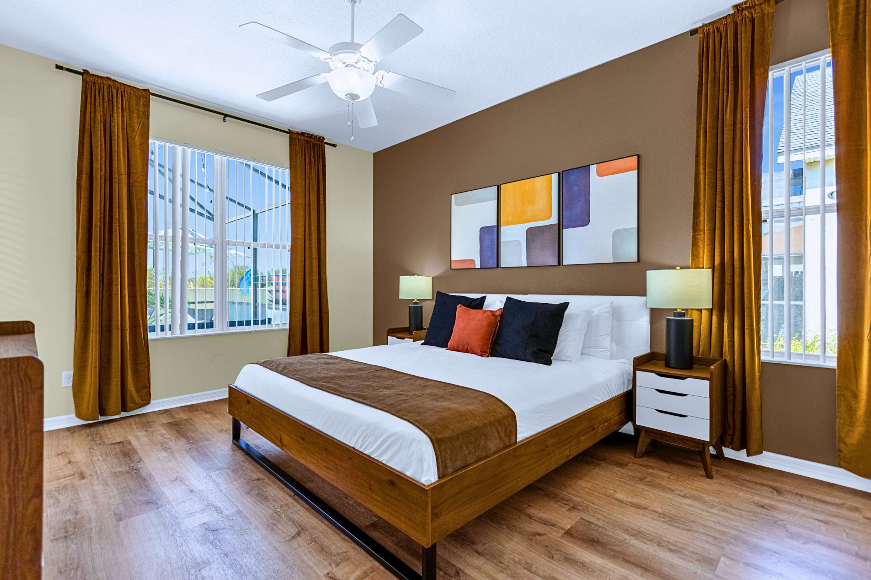 Sleep soundly in your private primary suite with a queen bed and ensuite.