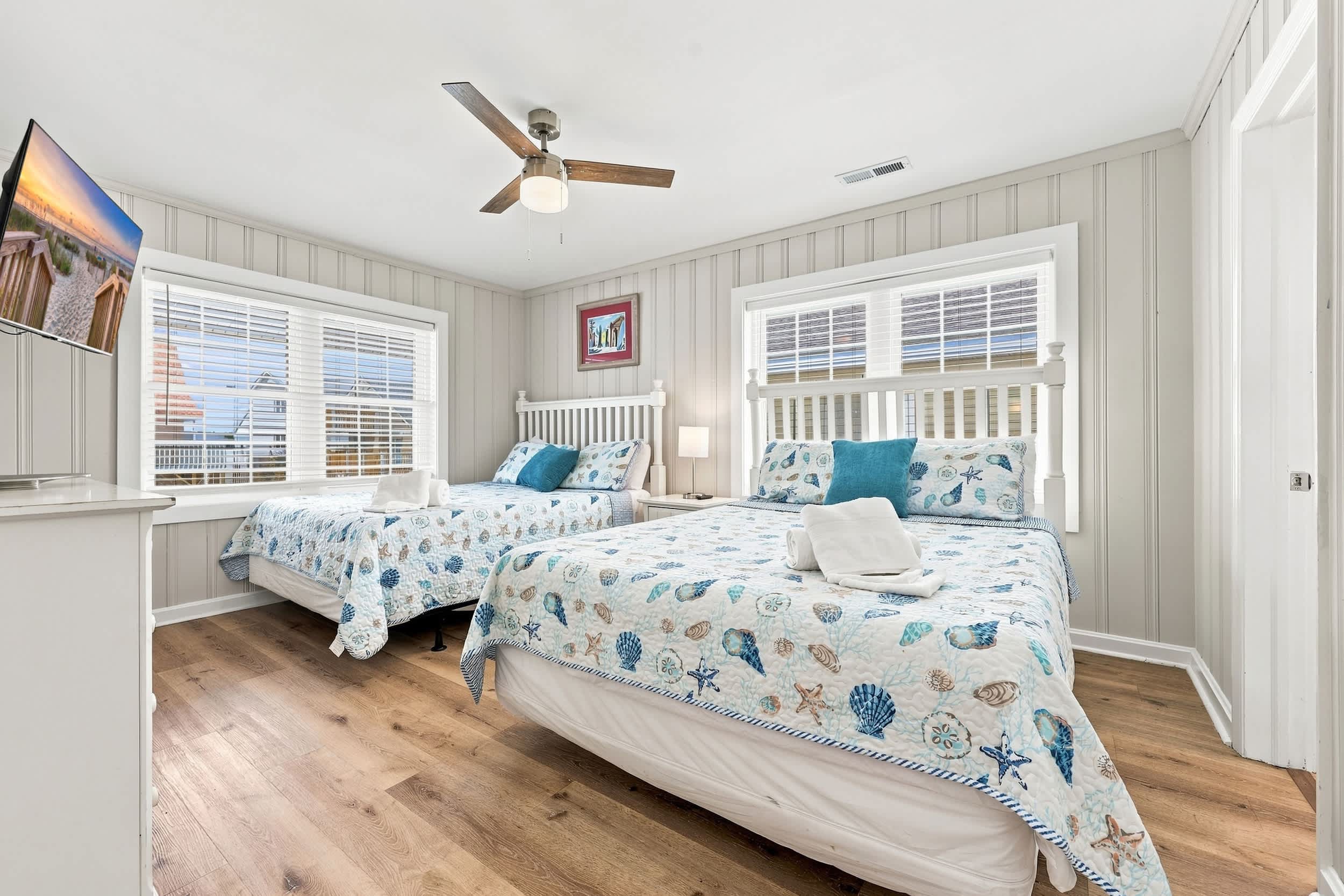 DWs Oceanfront Beach House Huge Sun Deck