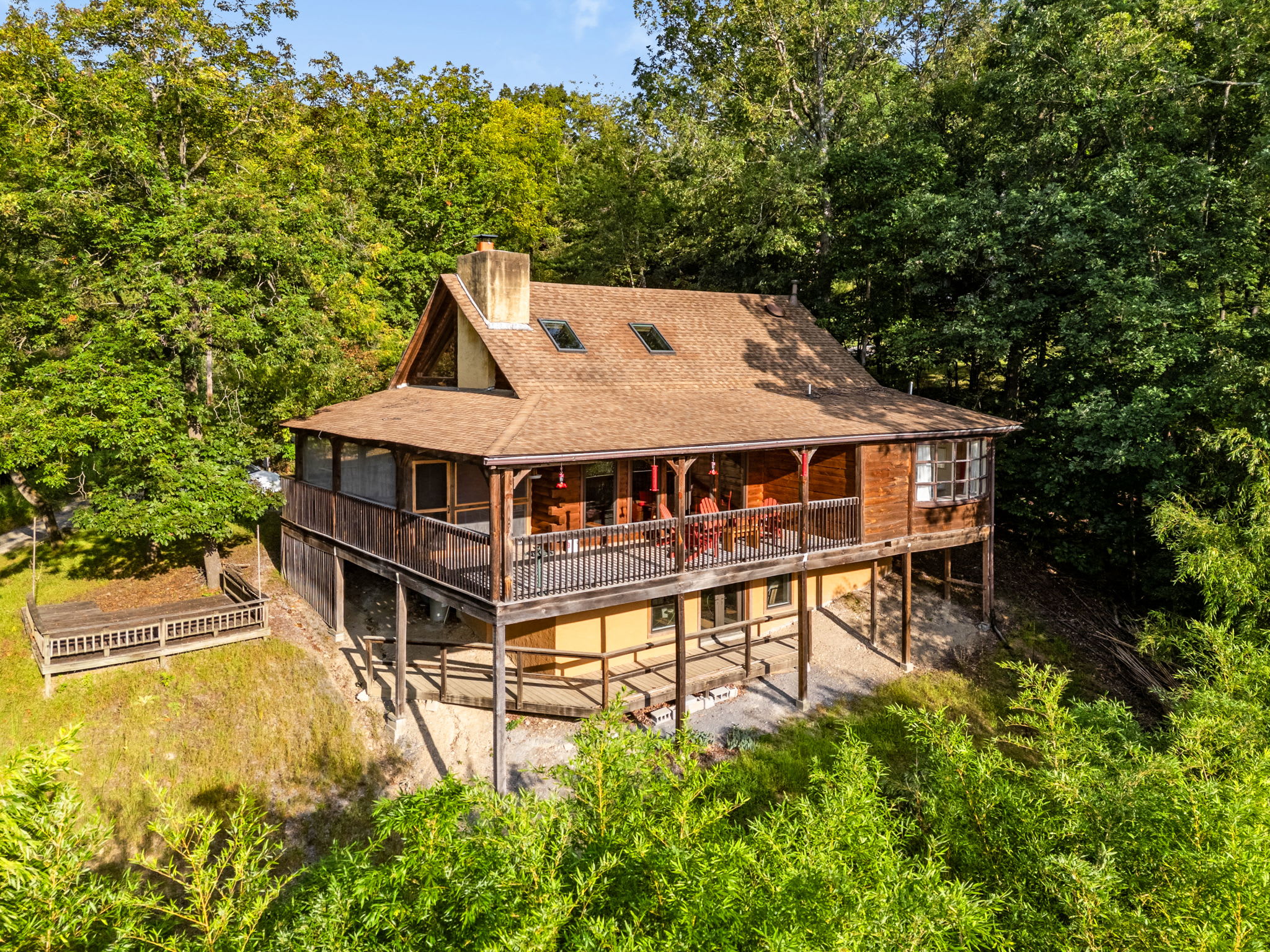 Real Log Cabin w Stunning Shenandoah Views