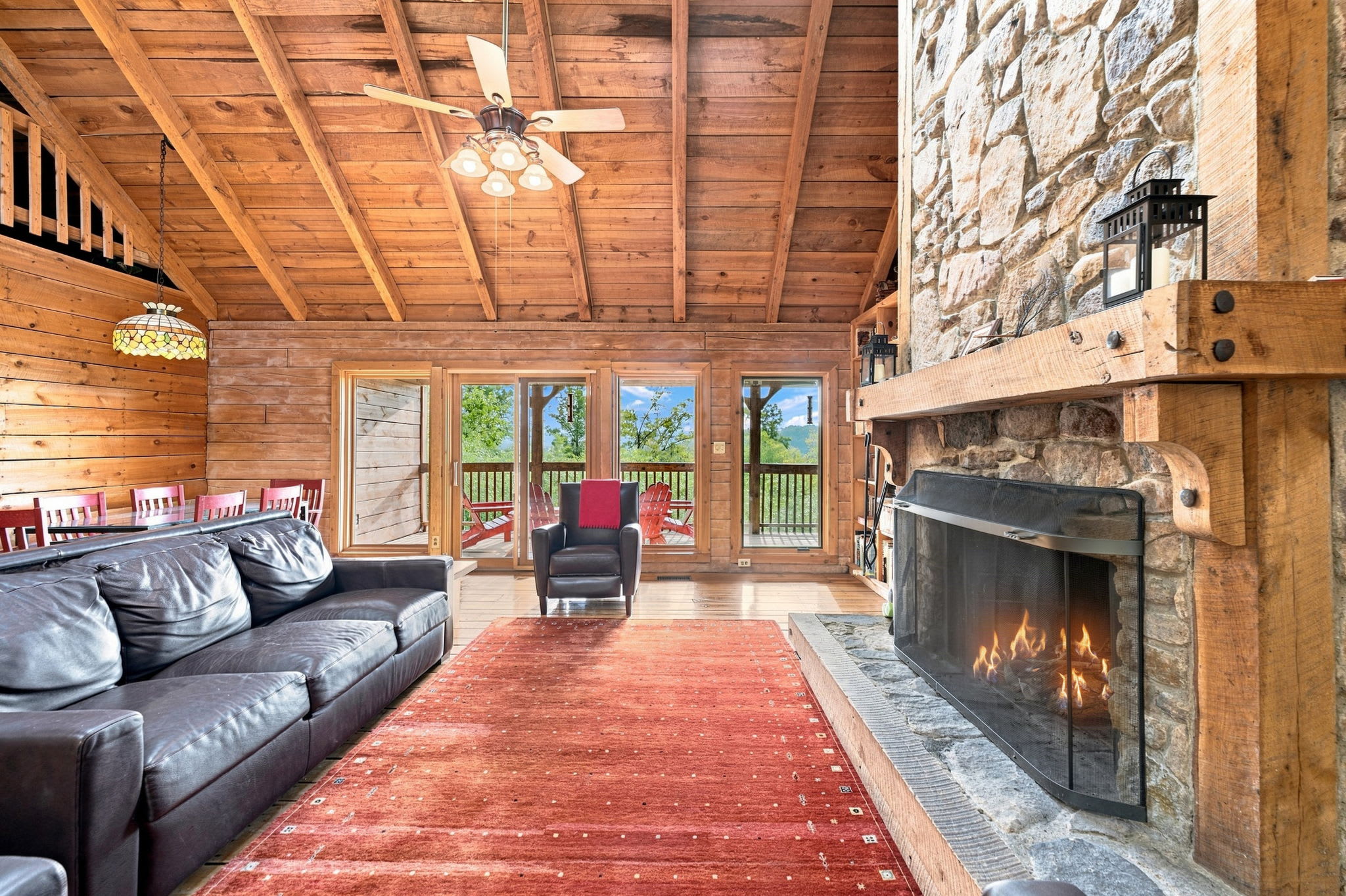 Real Log Cabin w Stunning Shenandoah Views