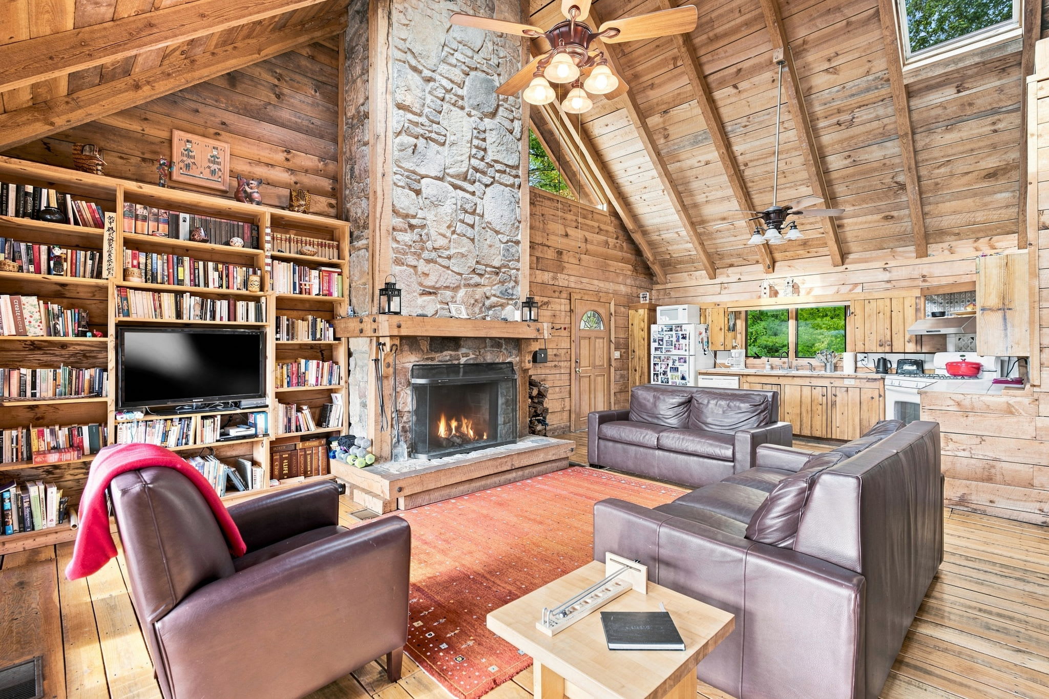 Real Log Cabin w Stunning Shenandoah Views