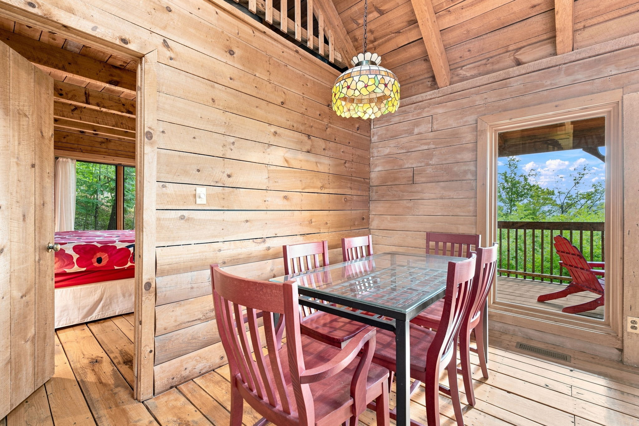 Real Log Cabin w Stunning Shenandoah Views
